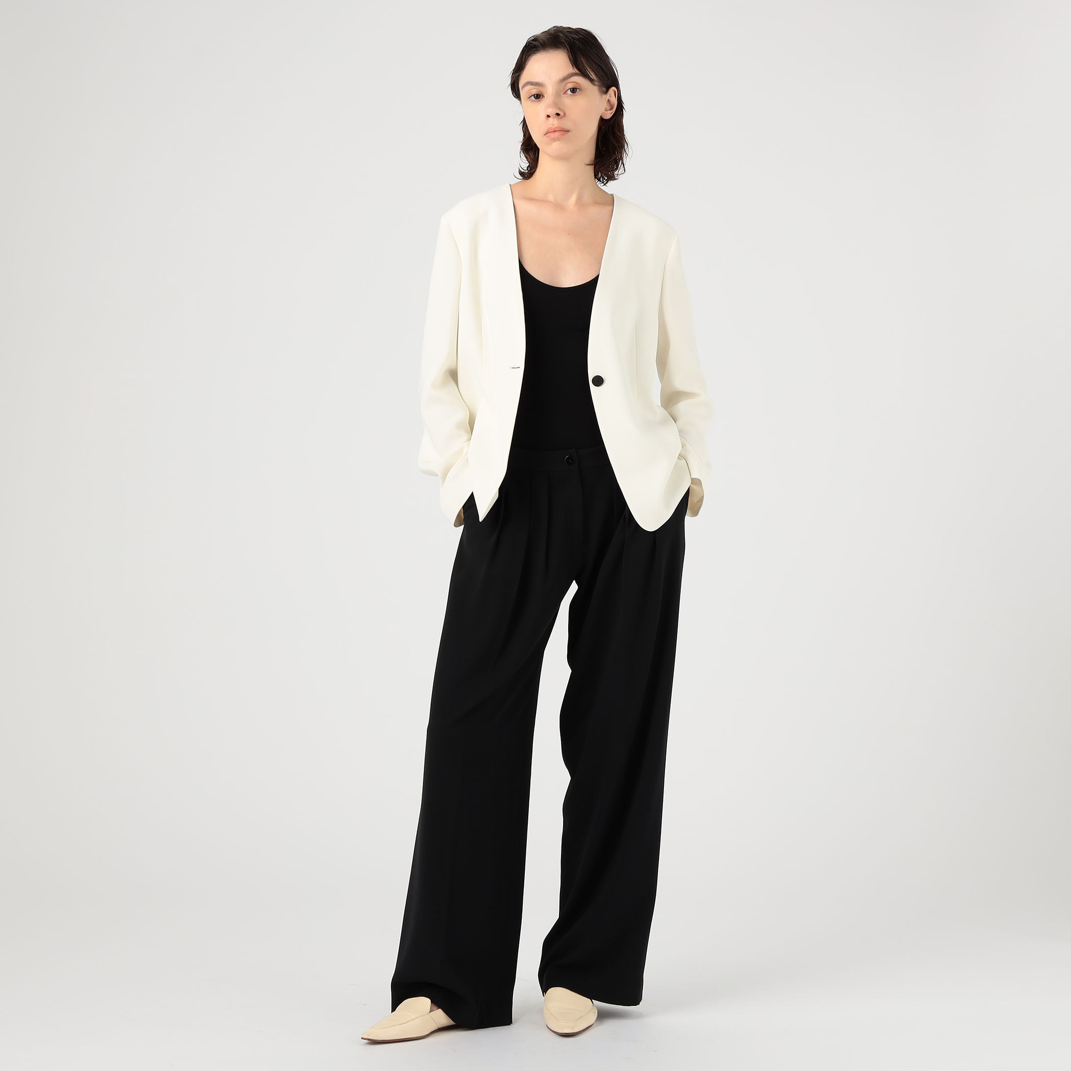 ライトダブルクロス ノーカラージャケット｜トゥモローランド 公式通販