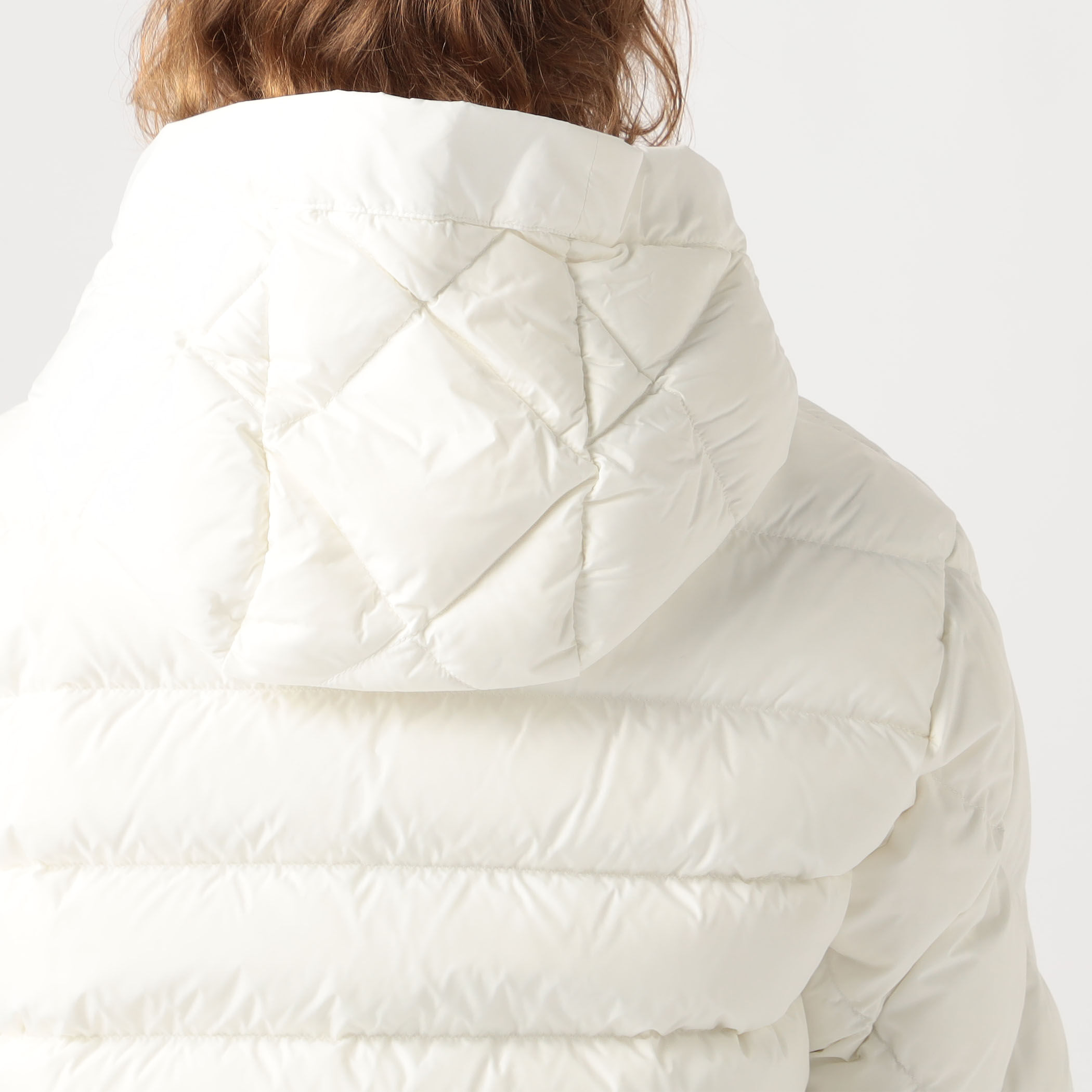MONCLER ARVOUIN JACKET ショートダウンジャケット MONCLER ARVOUIN JACKET ショートダウンジャケット