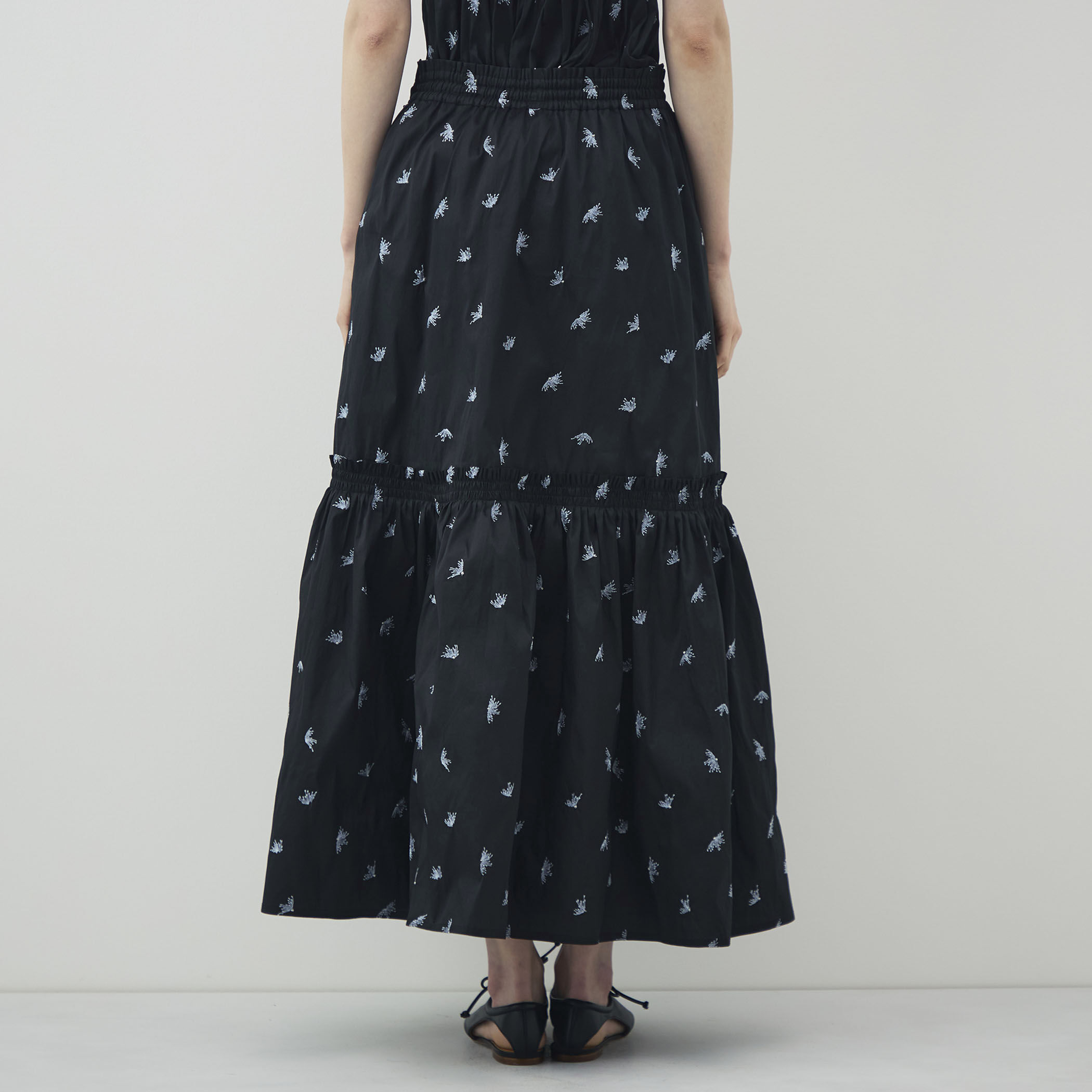 別注】NE QUITTEZ PAS BLACK ロングスカート｜トゥモローランド 公式サイト