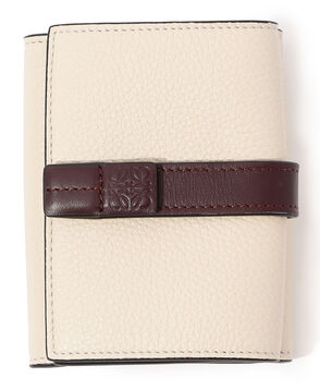 LOEWE トライフォールドウォレット