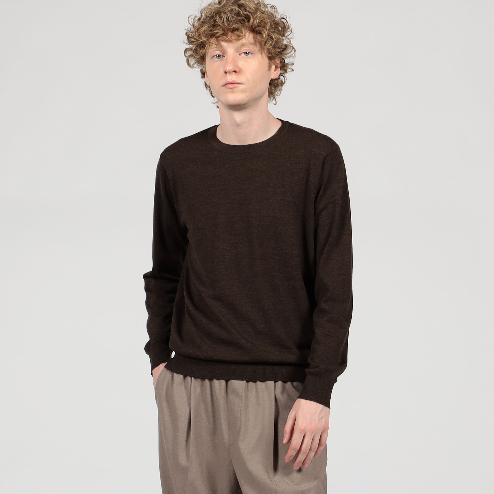 TOMORROWLAND TRICOT スーパーファインメリノウール TOMORROWLAND｜TOMORROWLAND tricot スーパーファインメリノ