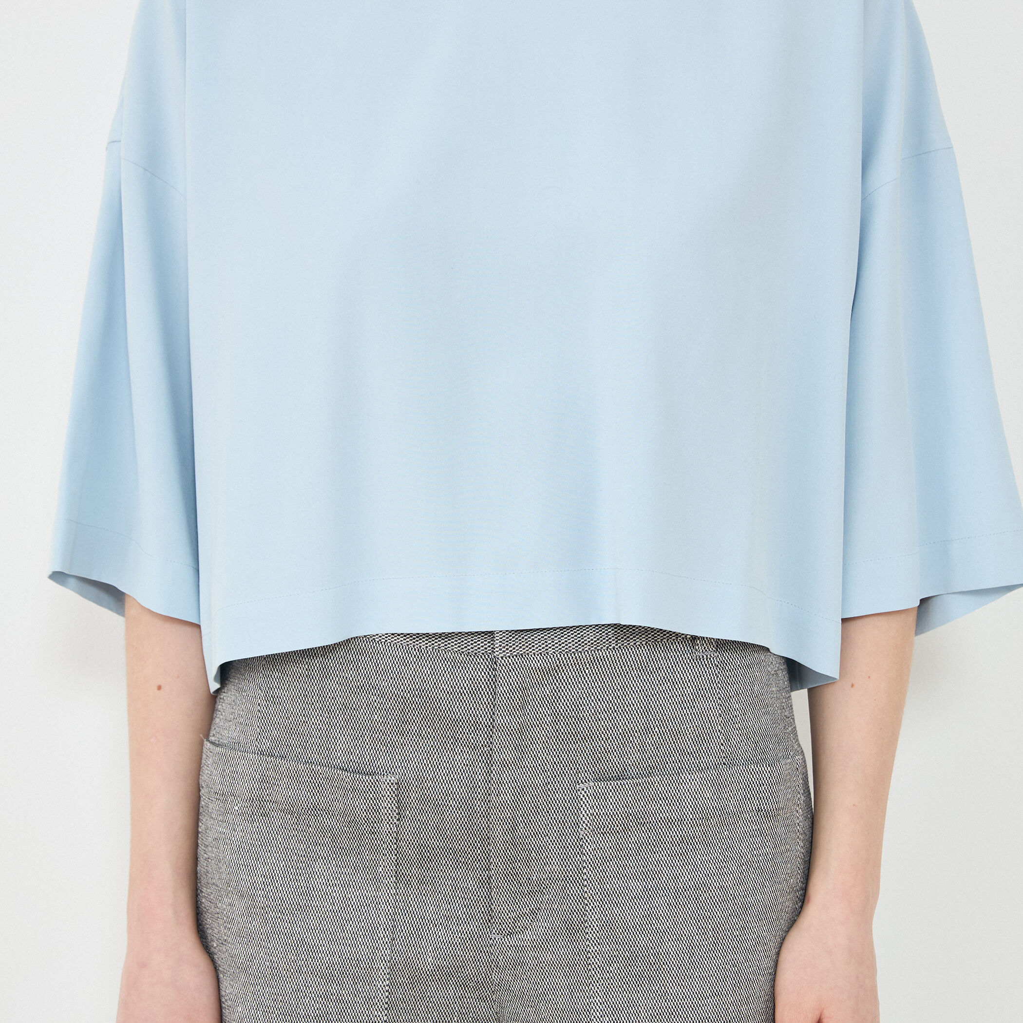 □シルクサンドウォッシュ ワイドプルオーバー｜トゥモローランド 公式通販