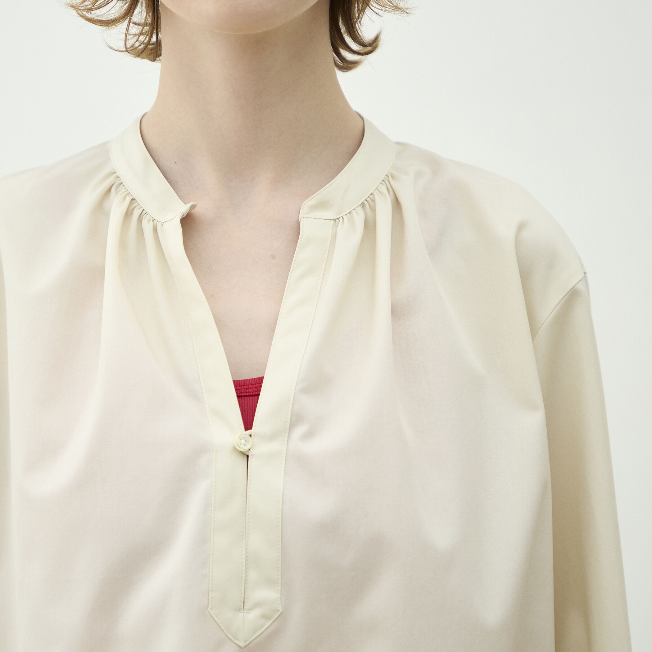 コットンブロード プルオーバーブラウス｜トゥモローランド 公式通販