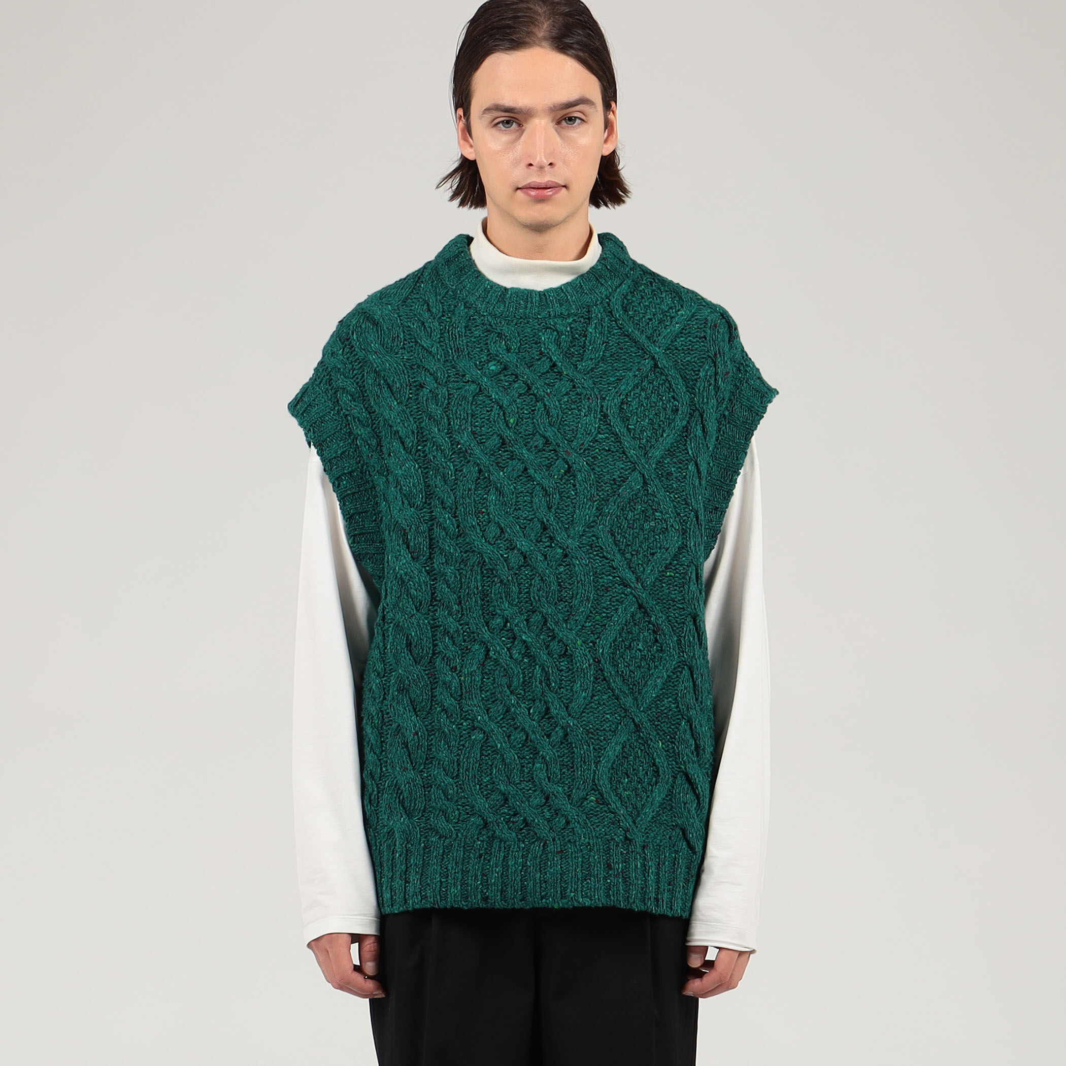 CABaN ウールケーブル クルーネックベスト｜トゥモローランド 公式通販