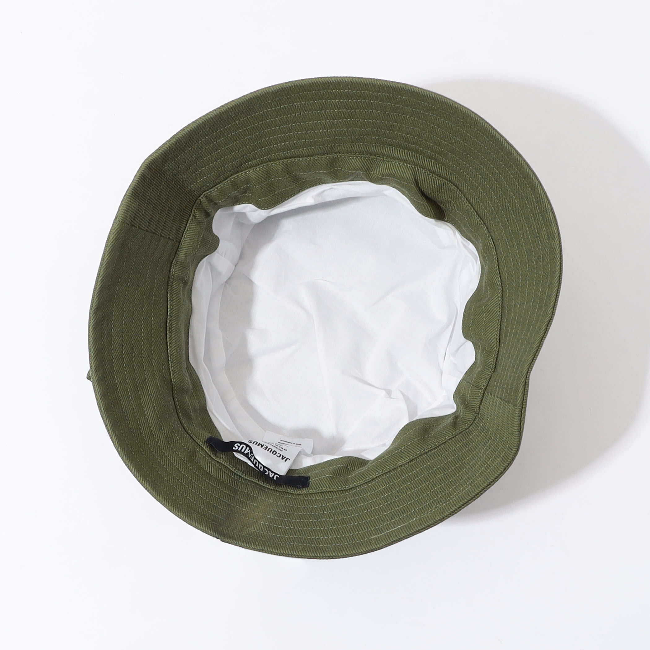 【新品タグ付き】JACQUEMUS バケットハット 帽子 LE BOB DOUX JACQUEMUS（ジャックムス） バケットハット LE BOB GADJO 223AC001