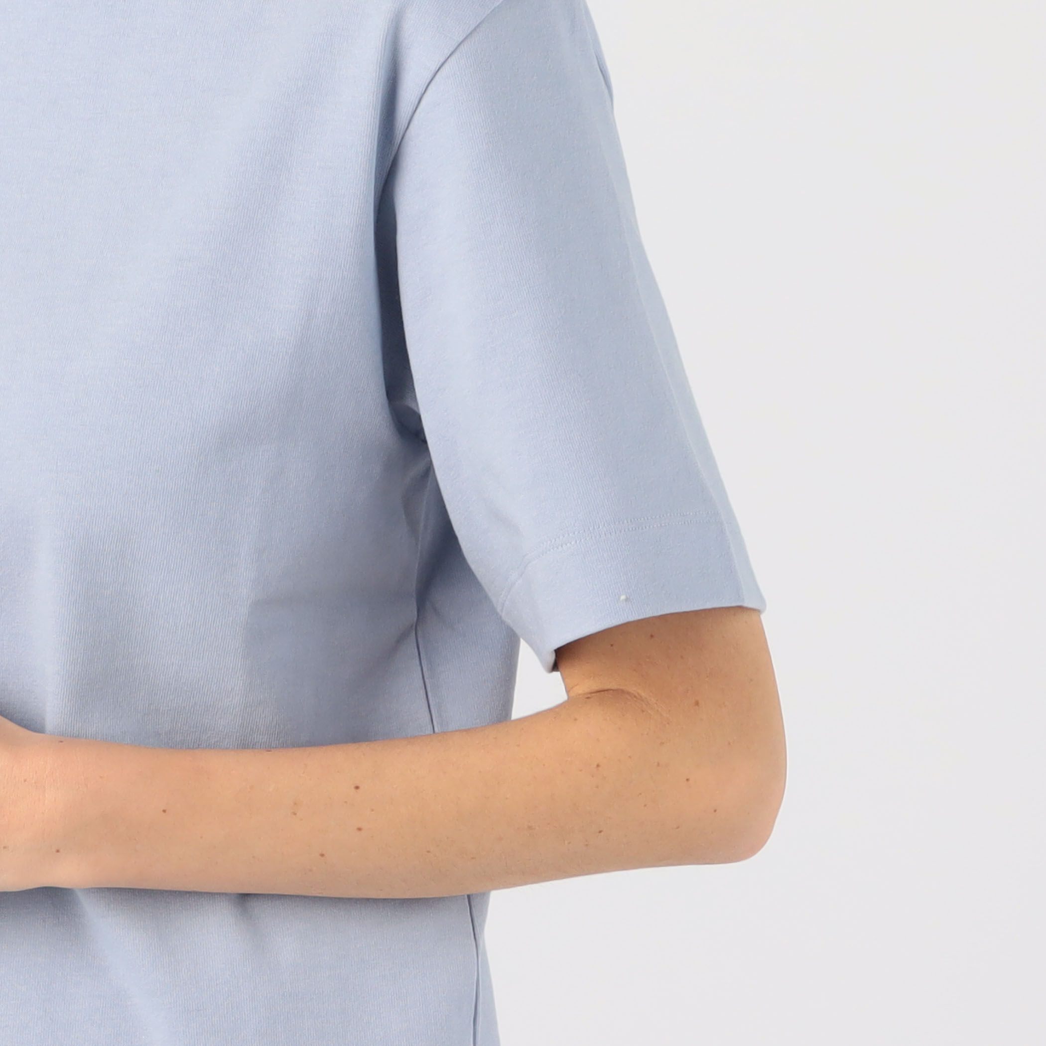 □【別注】ATON クルーネックTシャツ｜トゥモローランド 公式通販