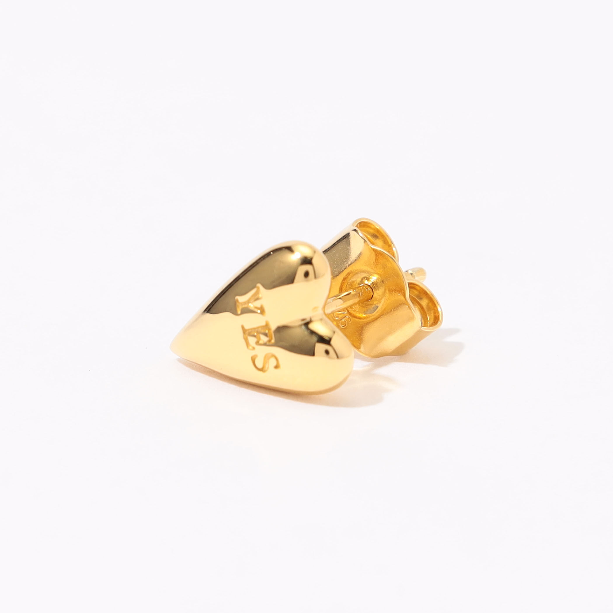 avgvst Yes-no Heart Studs ゴールドピアス｜トゥモローランド 公式サイト