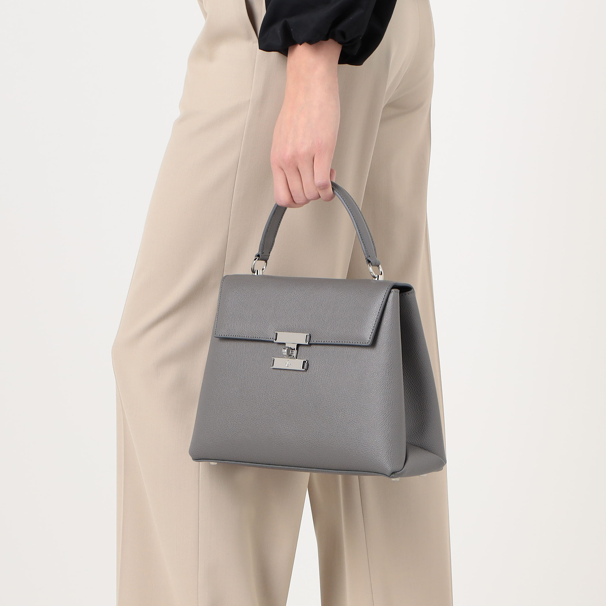 パドゥカ　インド　シルバー　 ①18cm　②22.5cm CARBOTTI NEW LADY 323 ハンドバッグ｜トゥモローランド 公式サイト