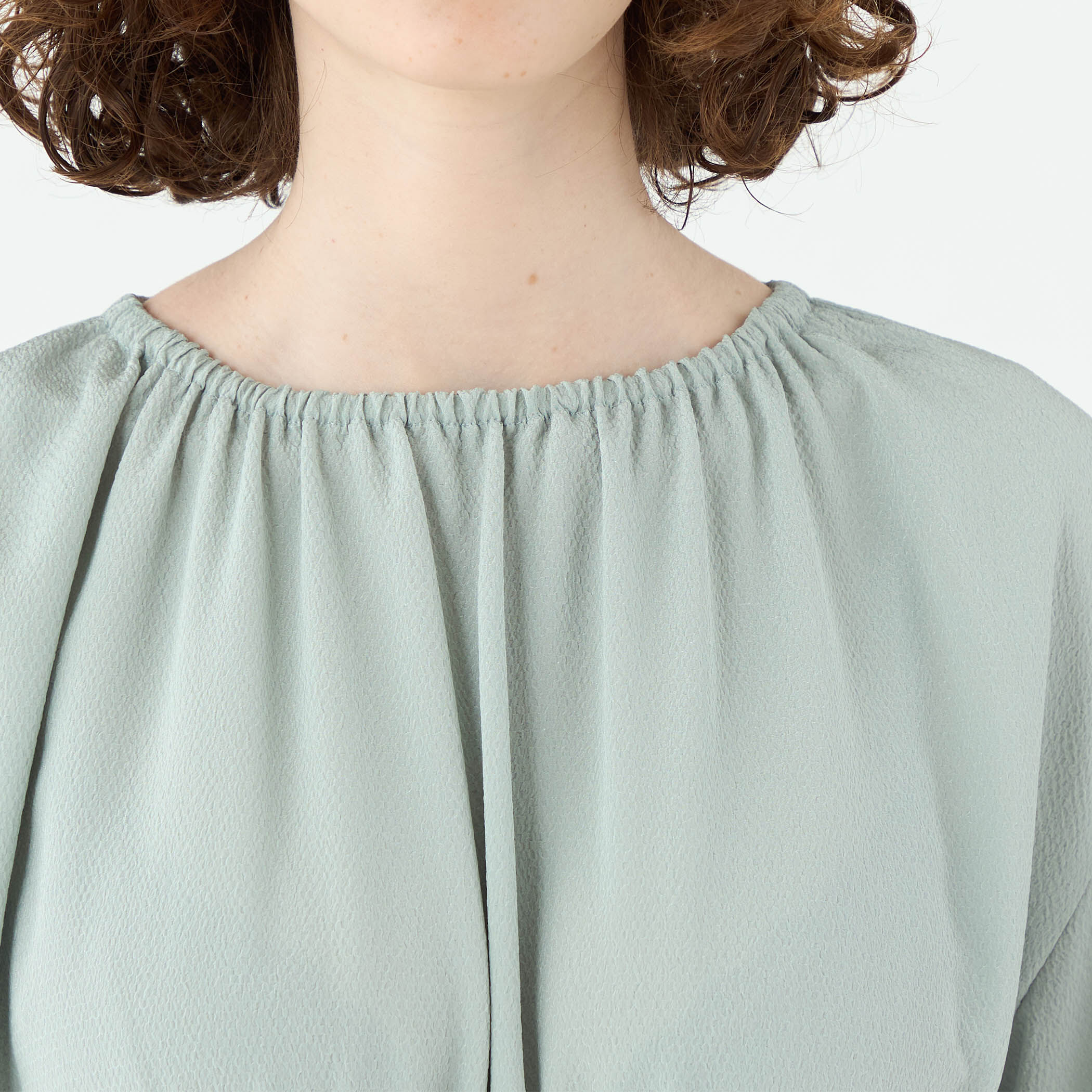 【極美品】Ballsey 25SS ウズラクレープ シャーリングワンピース M 極美品】Ballsey 25SS ウズラクレープ シャーリングワンピース M