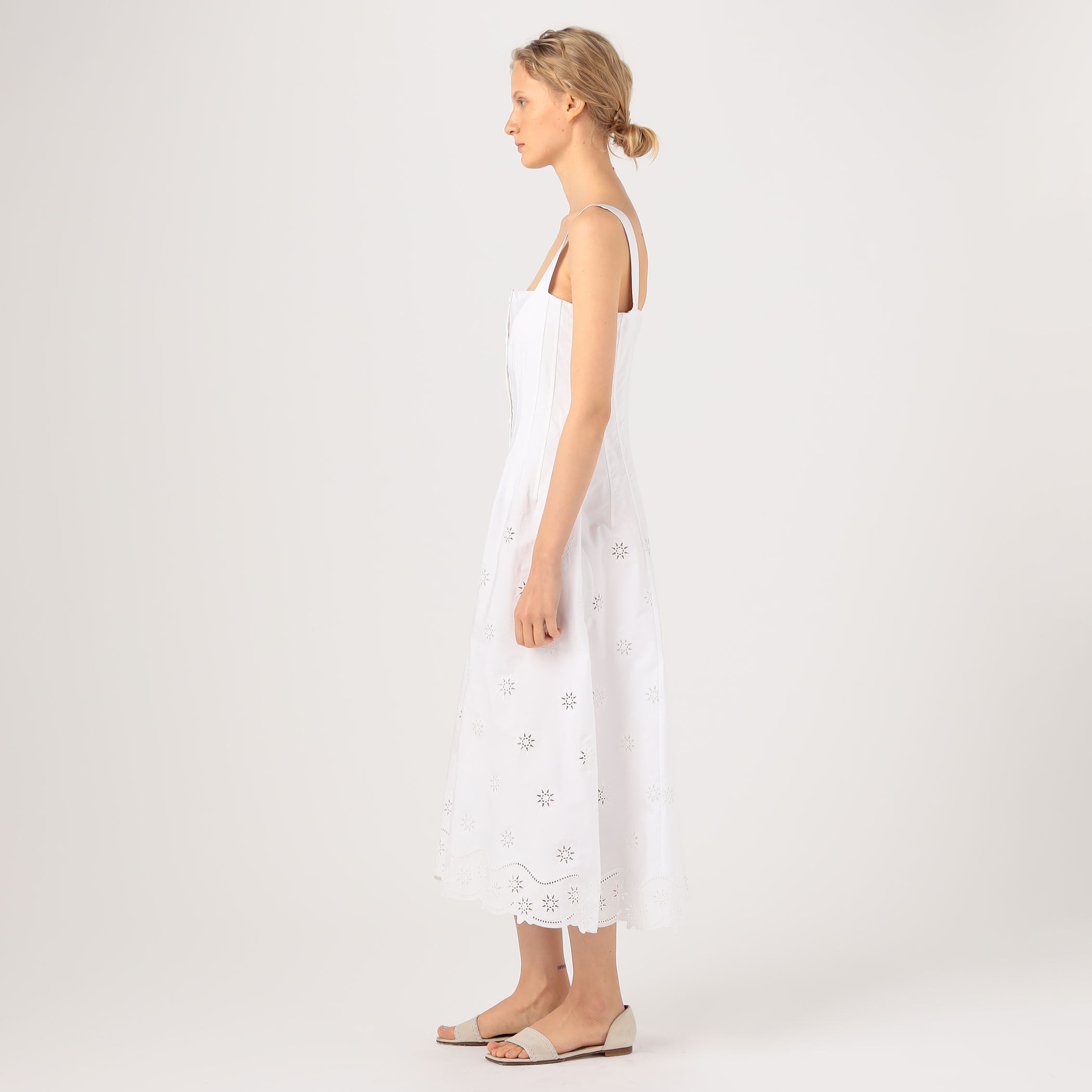 Chloe カットワークドレス｜トゥモローランド 公式通販