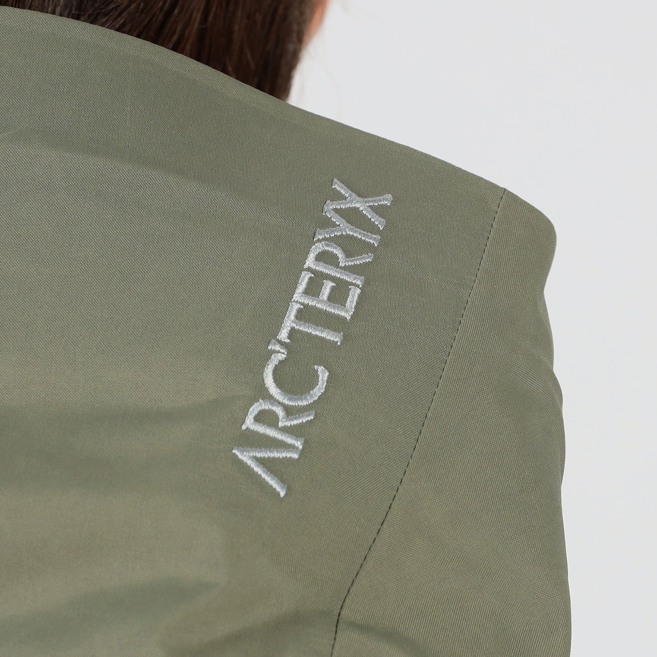 Arc'teryx BETA DOWN INSULATED JACKET M ナイロンダウンジャケット