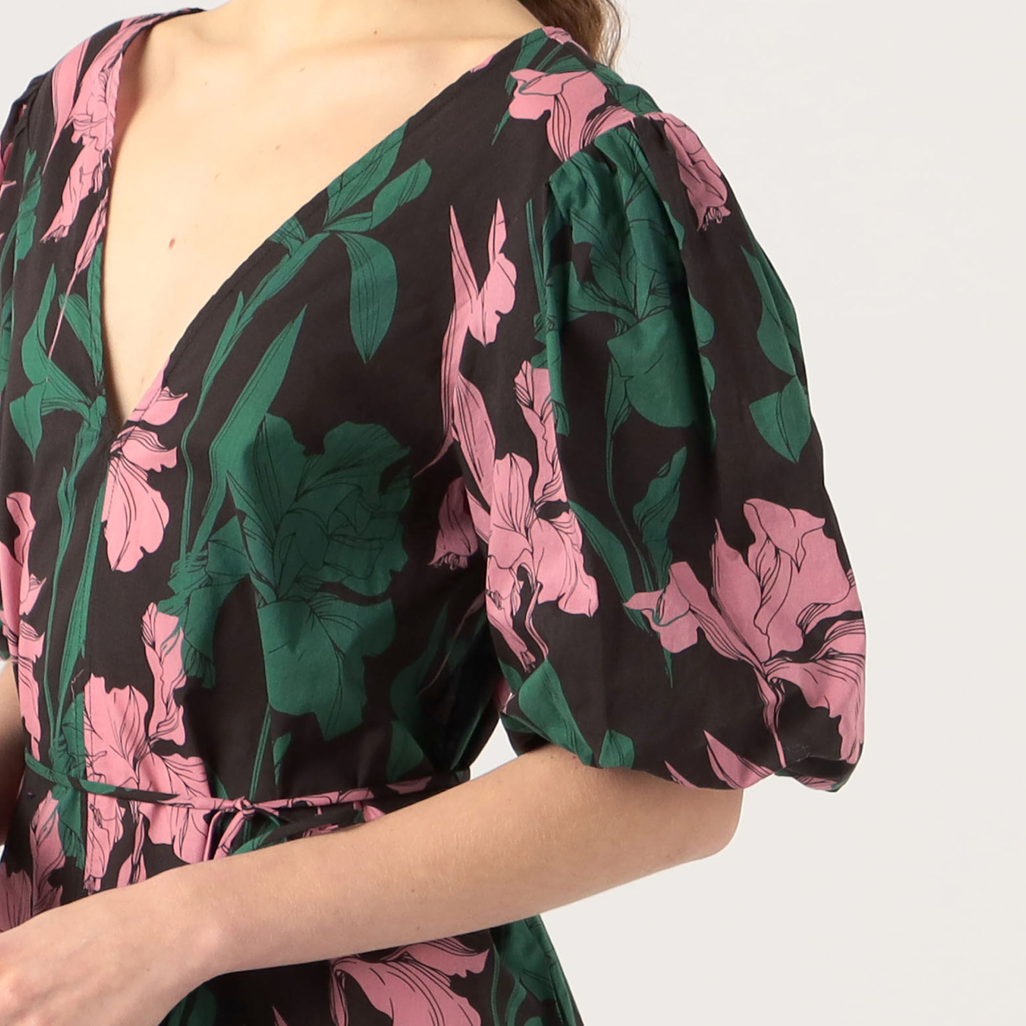 わんた/6 NO.6 LILAH ボタニカルワンピース｜トゥモローランド 公式通販