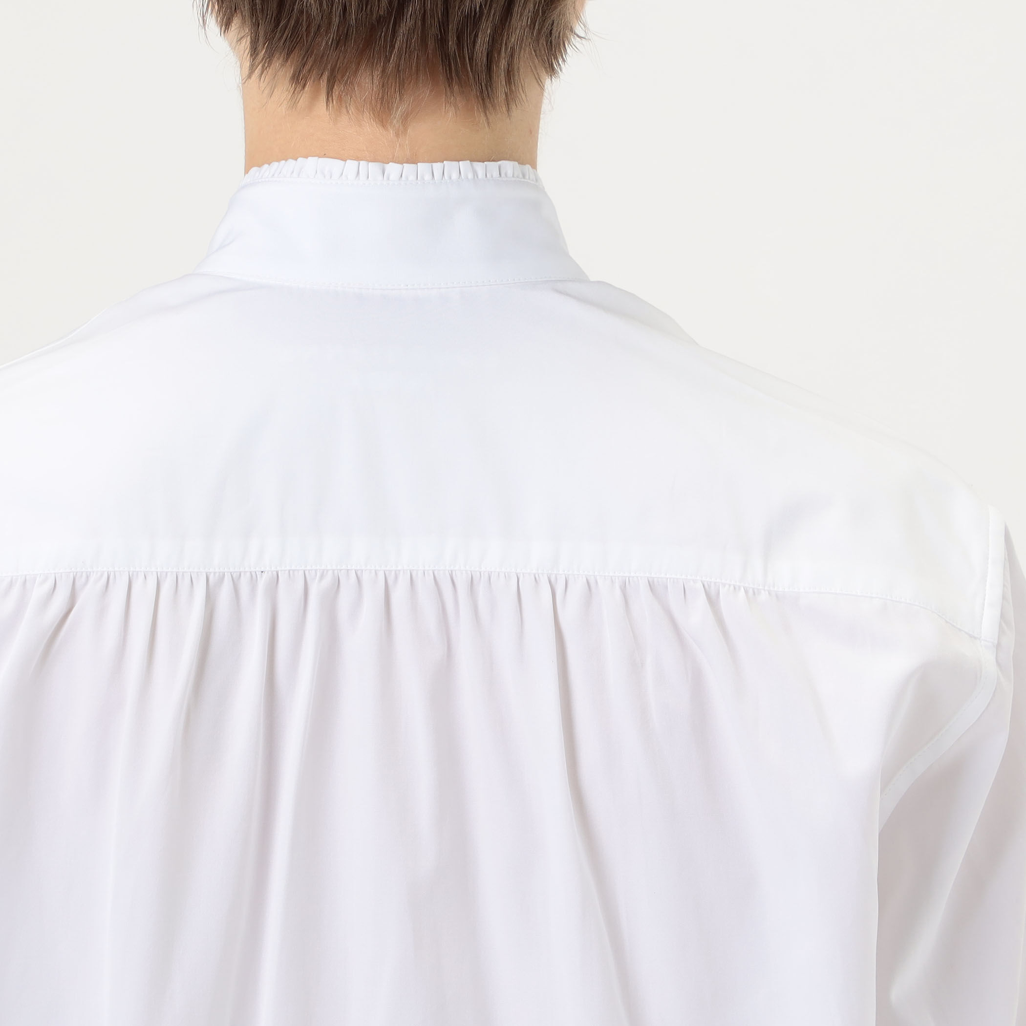 BOURRIENNE BOUDOIR コットン スタンドカラーシャツ フリル BOURRIENNE BOUDOIR コットン スタンドカラーシャツ｜トゥモローランド