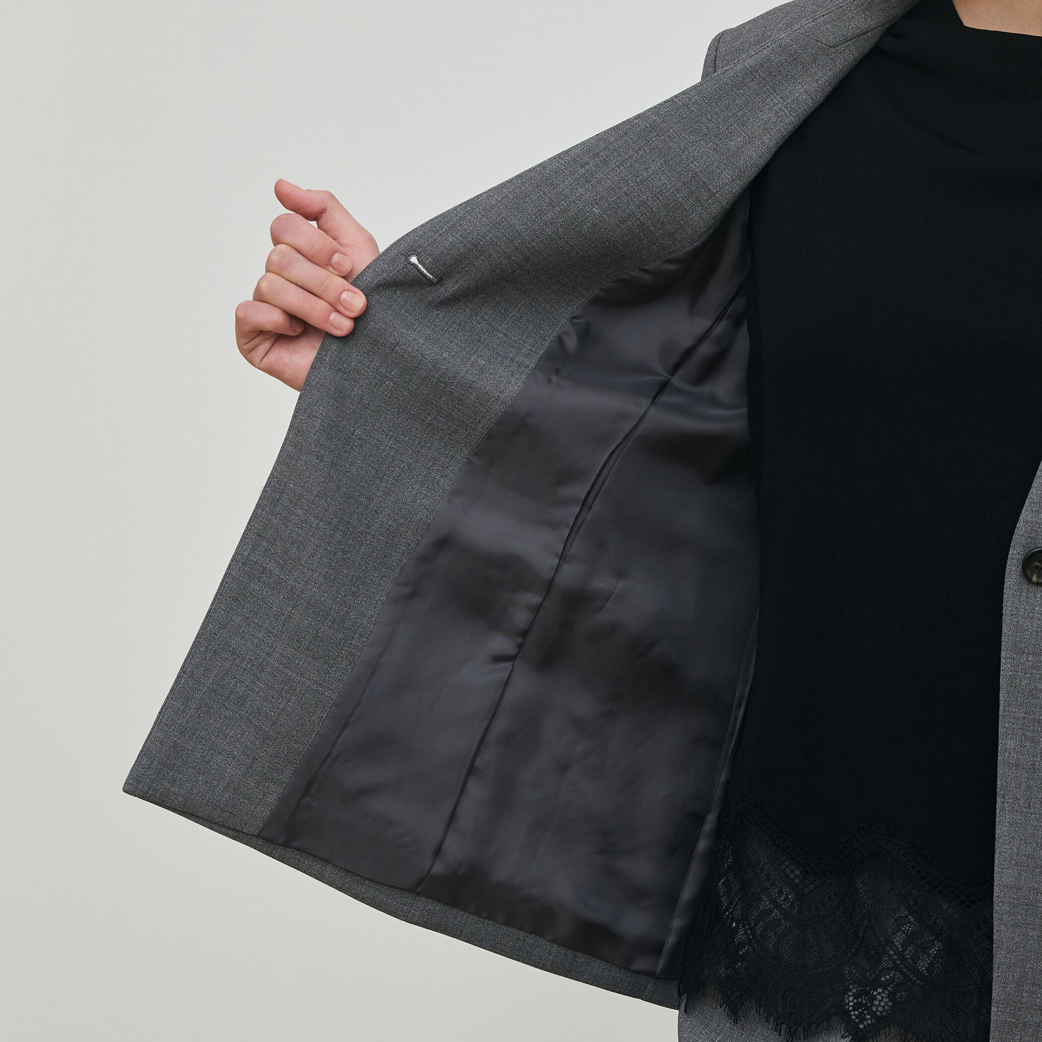 ★美品 VINVERT バンベール カシミア 黒 ノーカラージャケット L ヴィスポリギャバノーカラージャケット（ノーカラージャケット