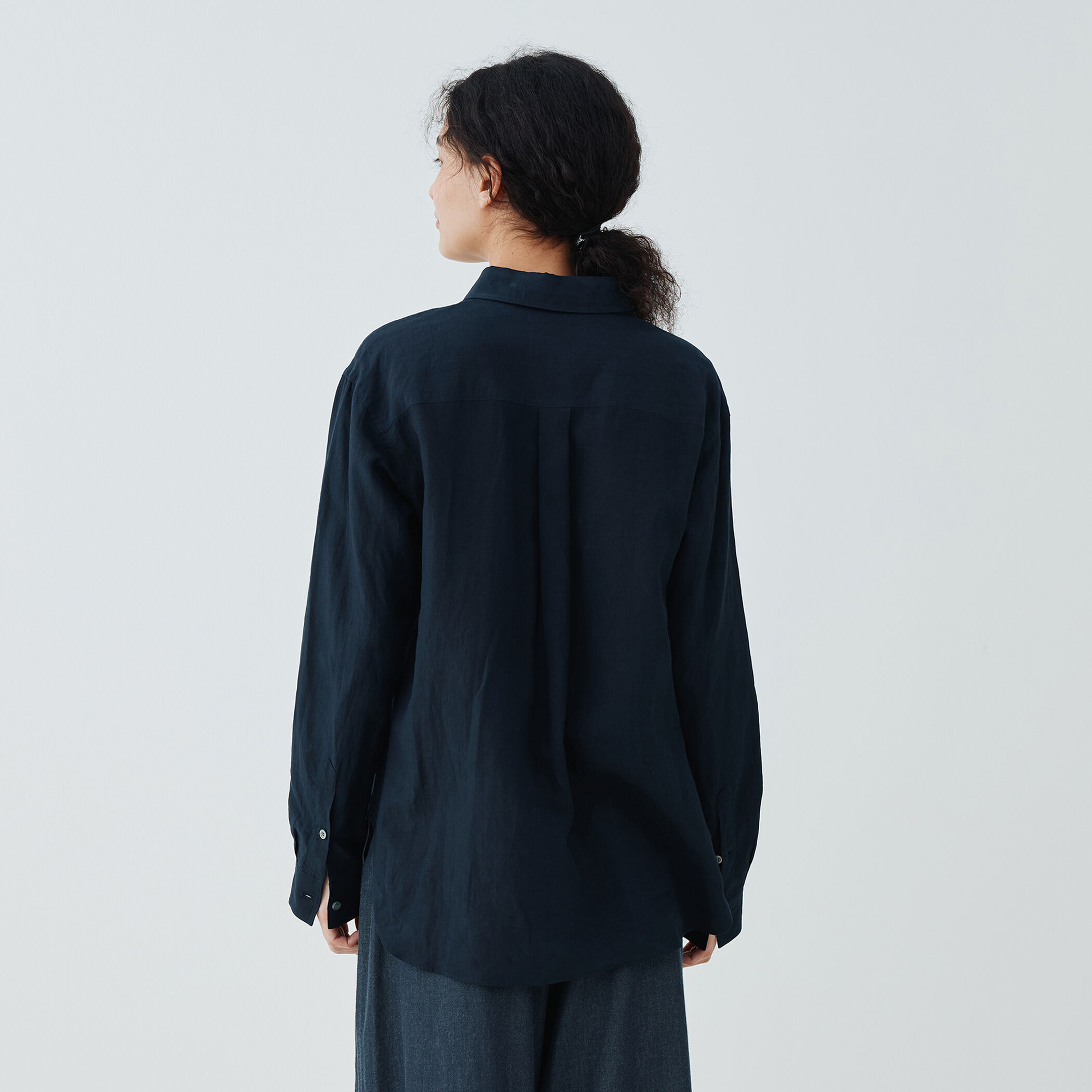 リネン レギュラーカラーシャツ｜トゥモローランド 公式通販