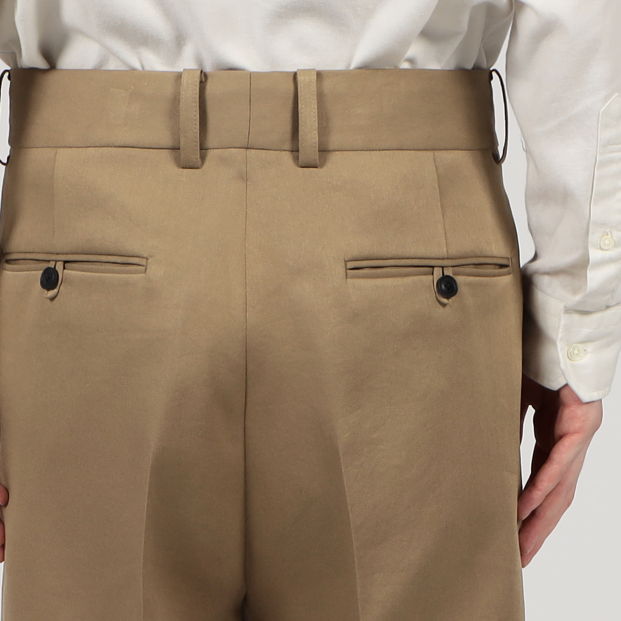 アルデンテサテン 2タックワイドストレートパンツ