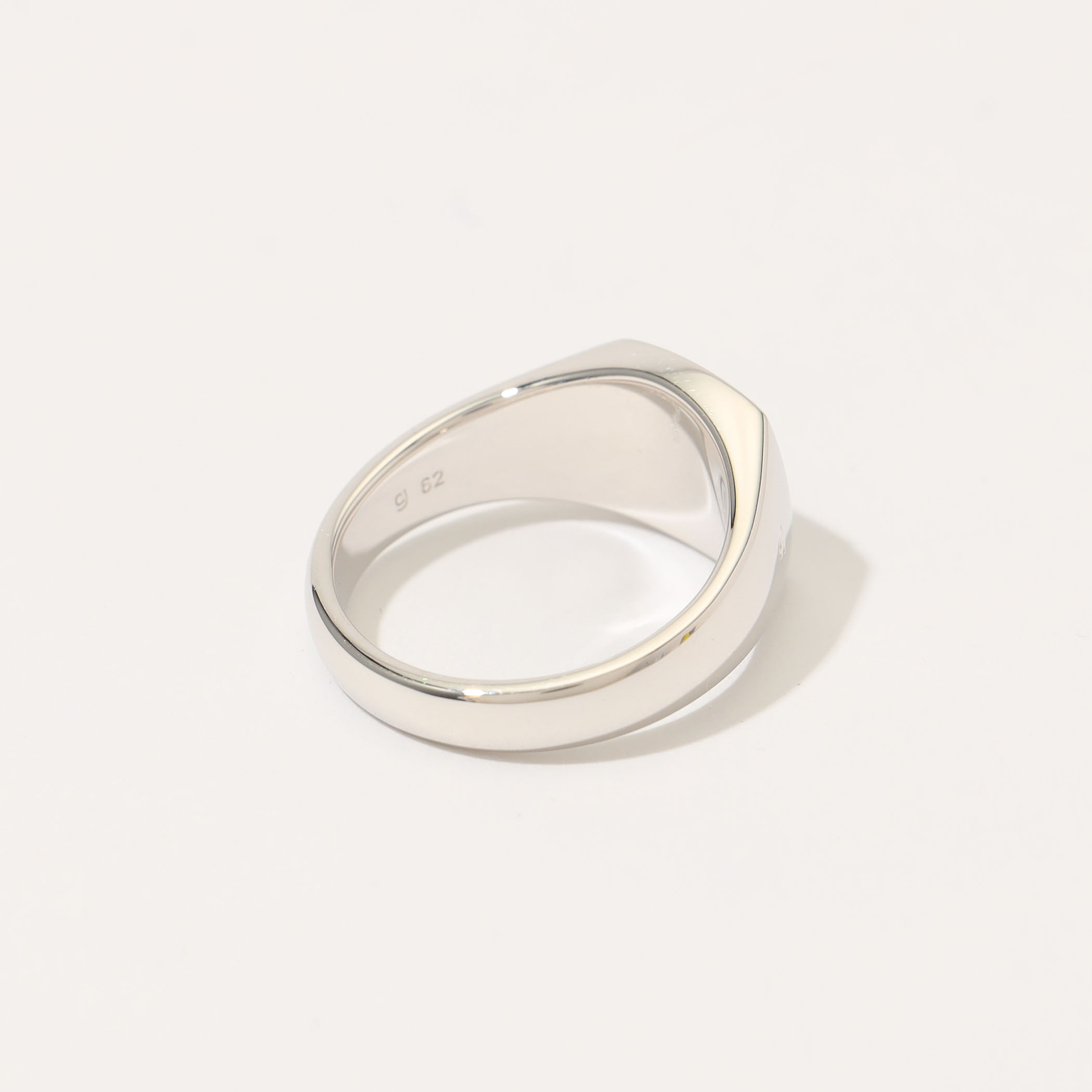 TOM WOOD Kay Ring Larvikite｜トゥモローランド 公式通販