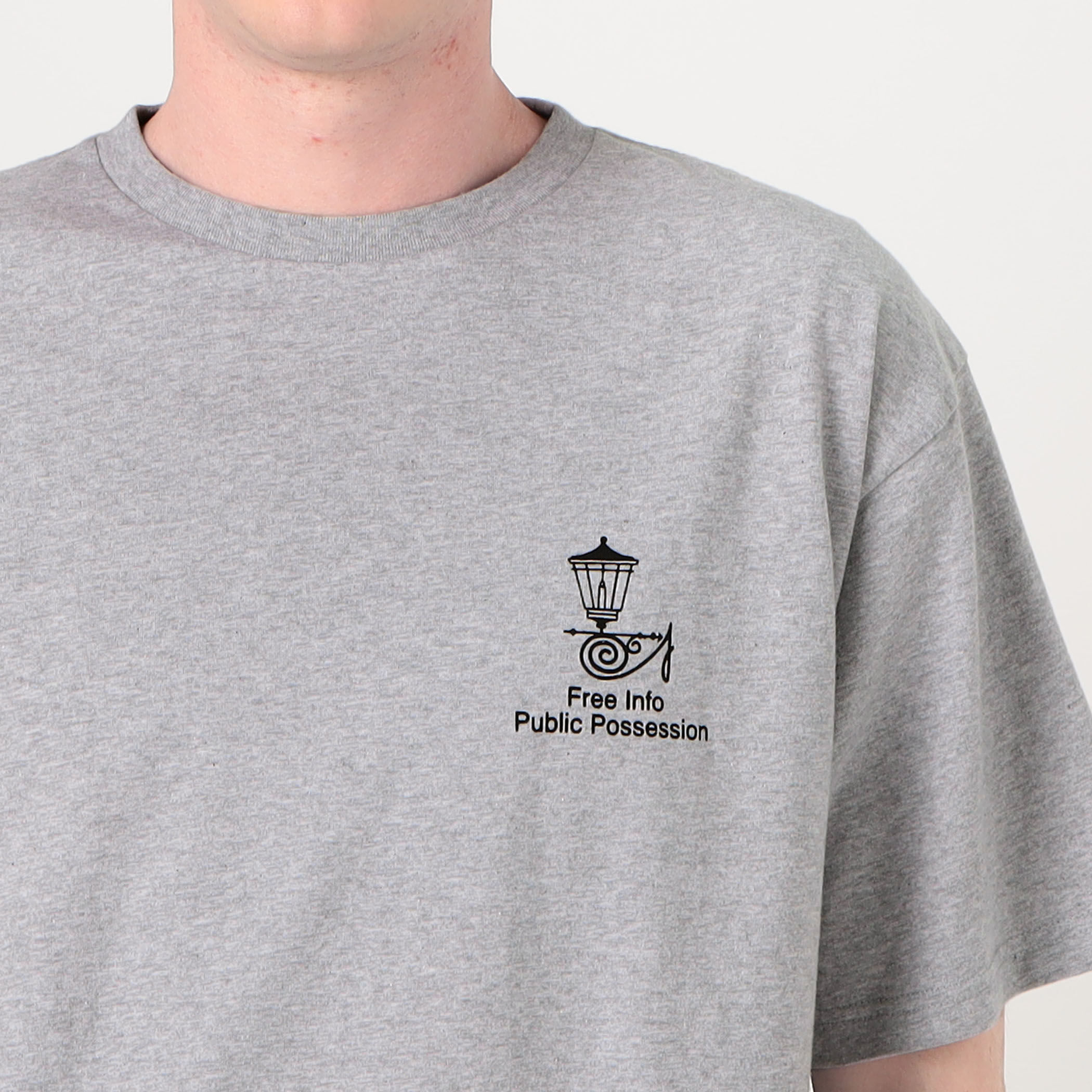 PUBLIC POSSESSION FREE INFO T-SHIRT｜トゥモローランド 公式通販