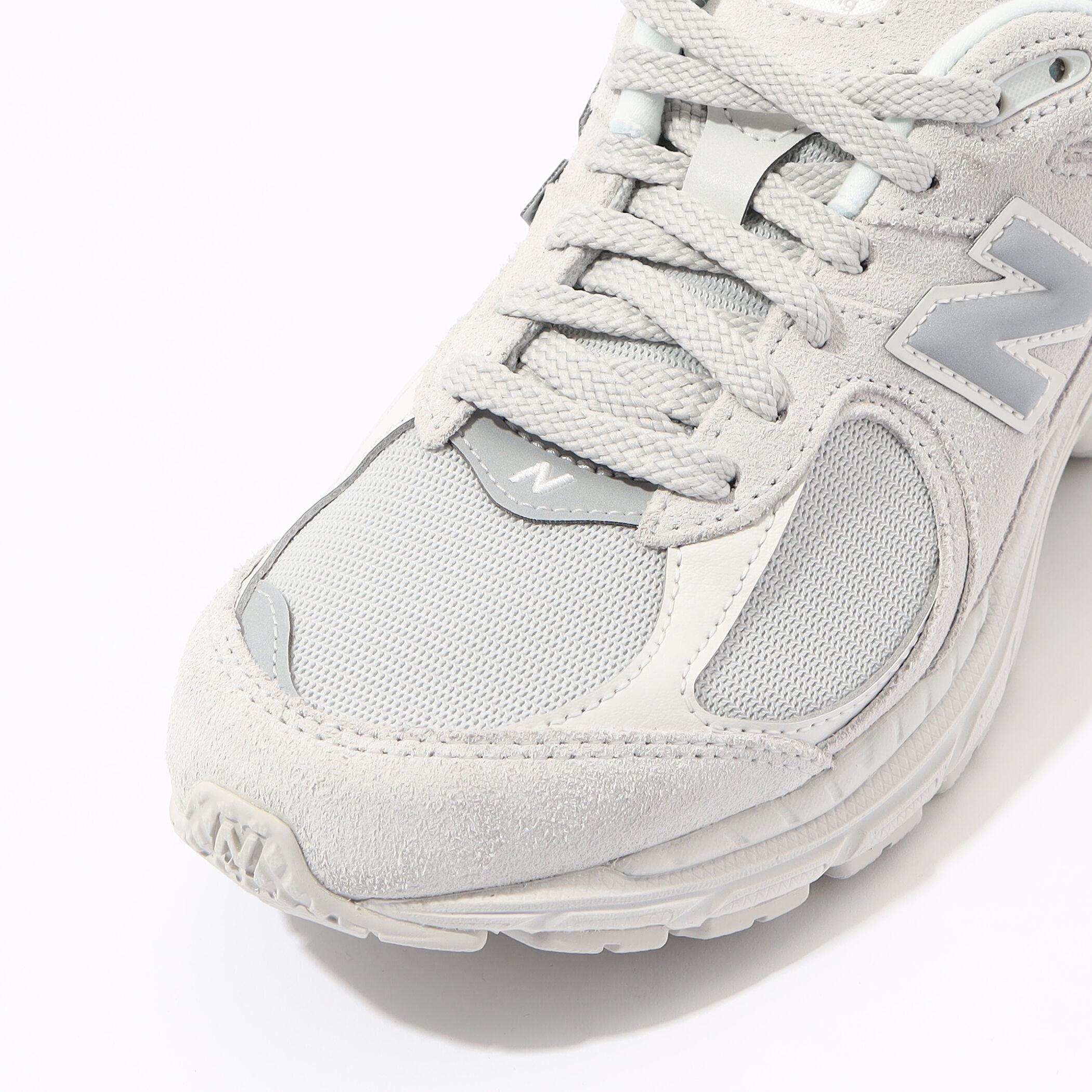 猫*ん様 ニューバランス 2002R ライトグレー New Balance 2002R 