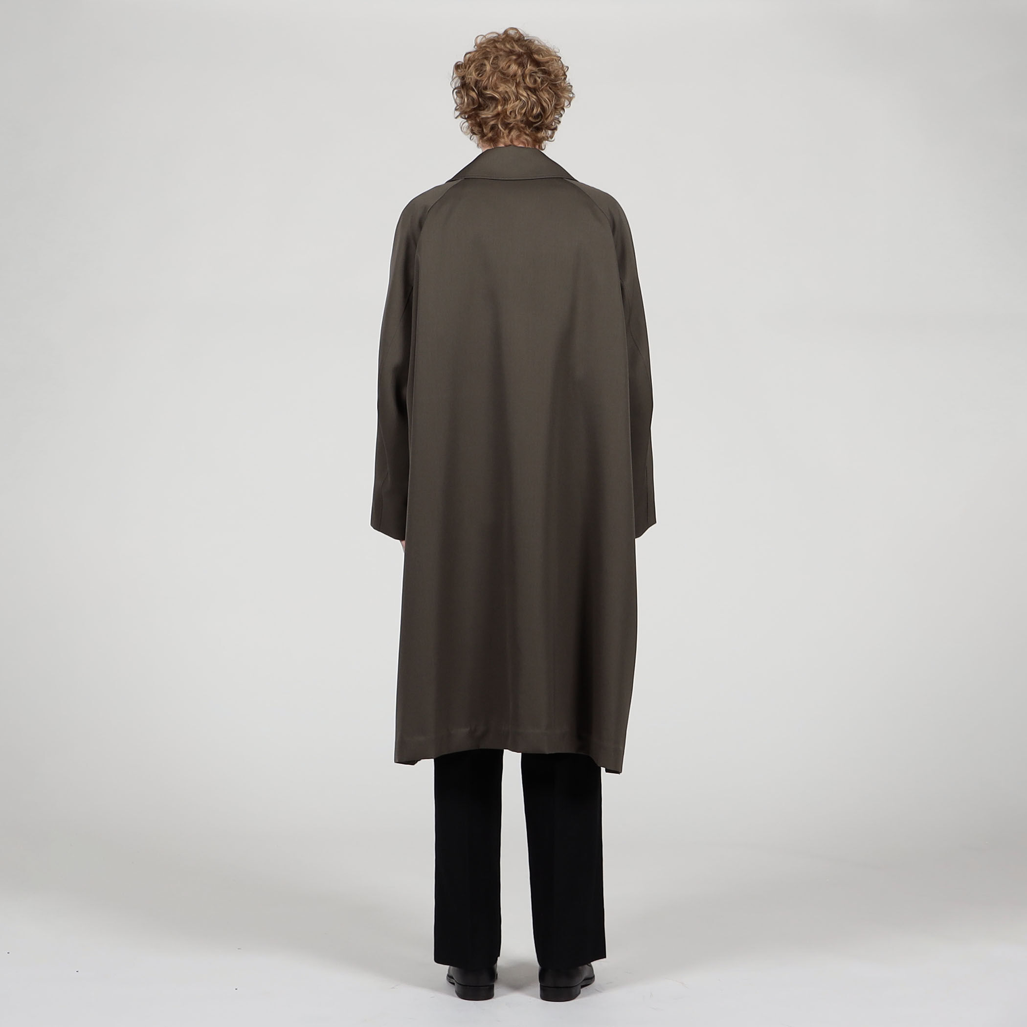 The CLASIK BAL COLLAR PONCHO｜トゥモローランド 公式通販