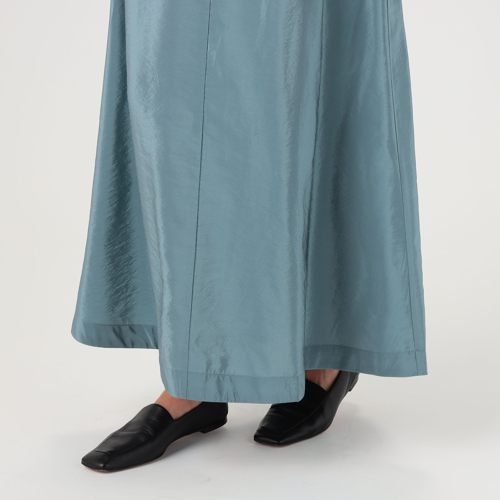 BY MALENE BIRGER ISOLDAS サテンフレアスカート