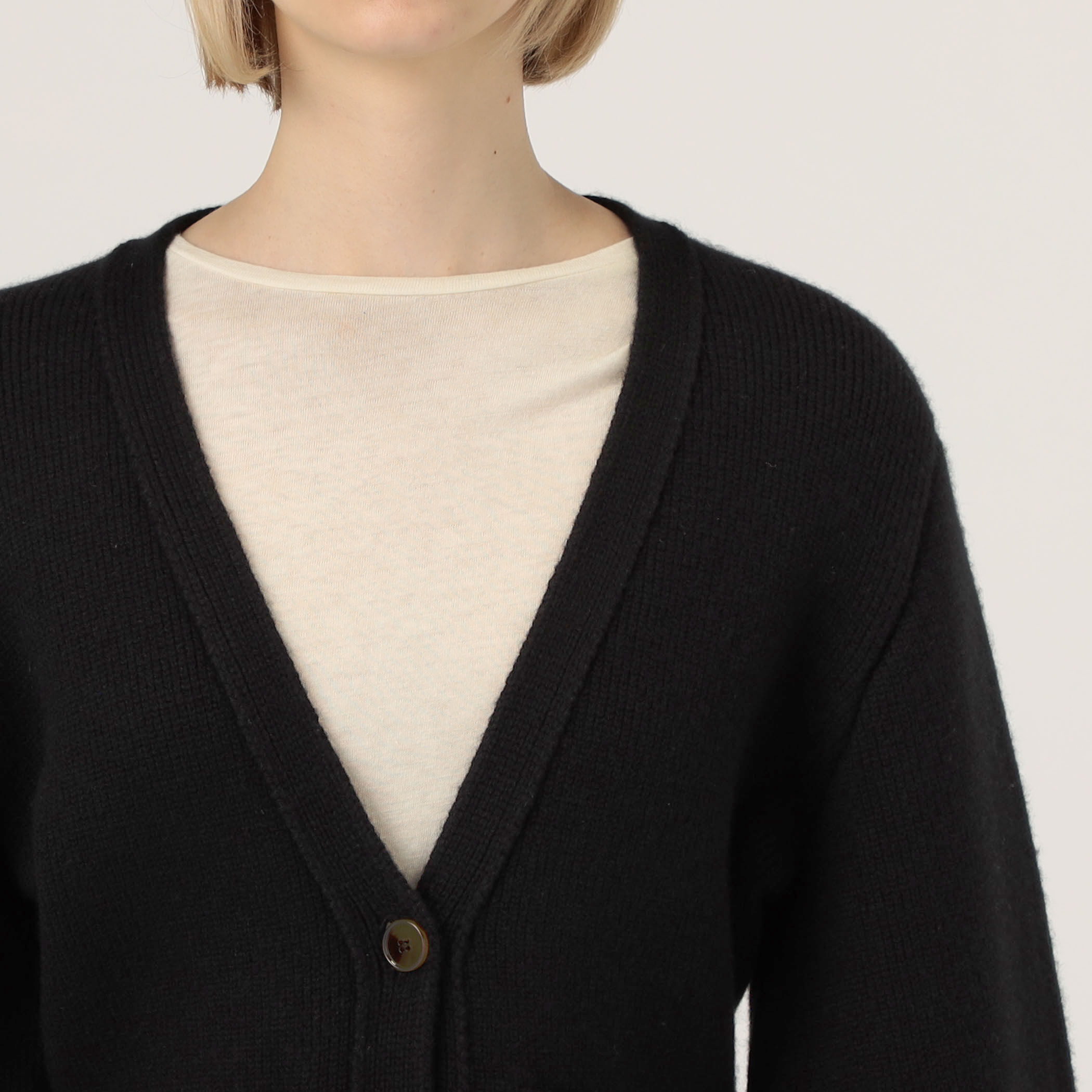 KHAITE SCARLET CARDIGAN｜トゥモローランド 公式通販