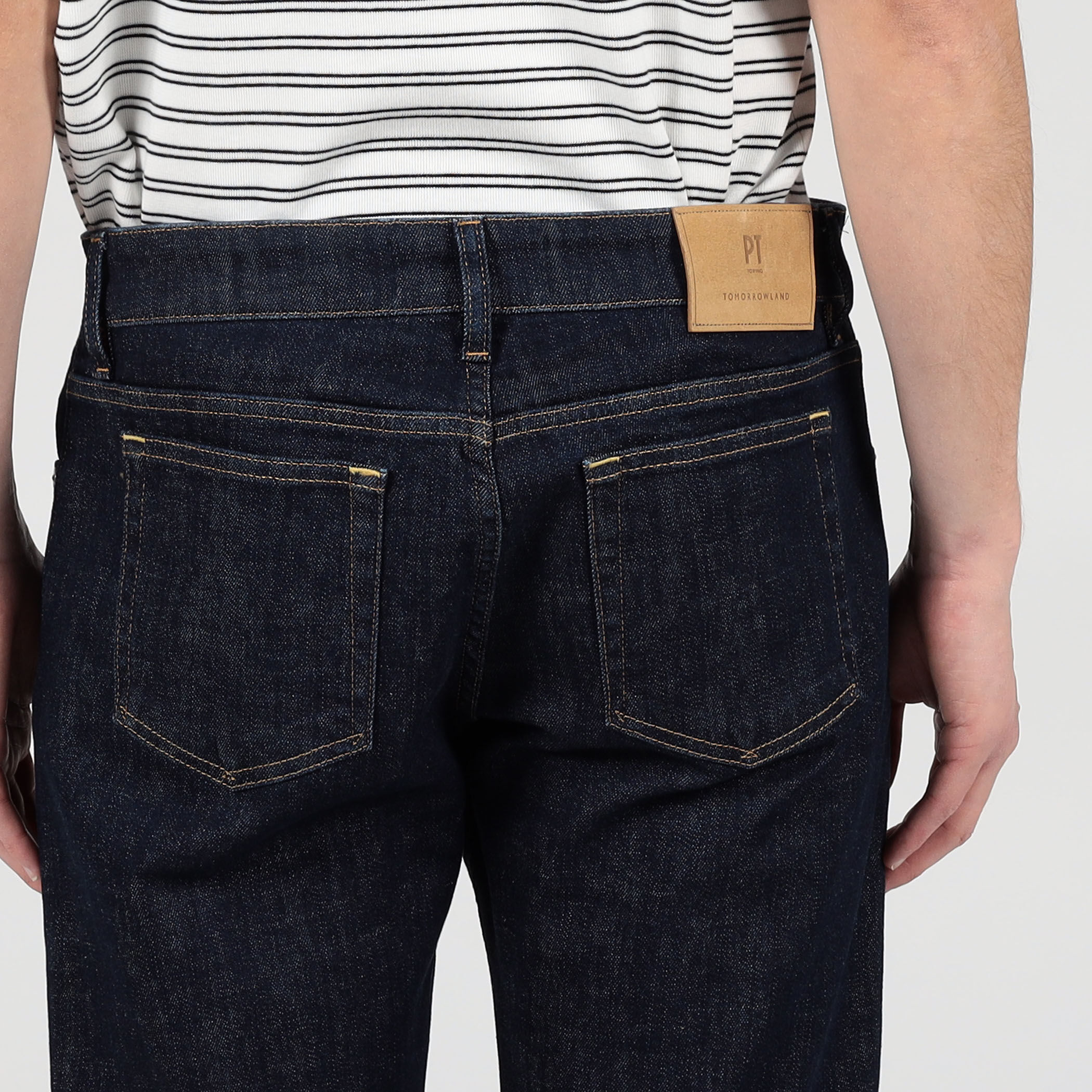 別注】PT TORINO ストレッチデニム 5ポケットパンツ｜トゥモローランド