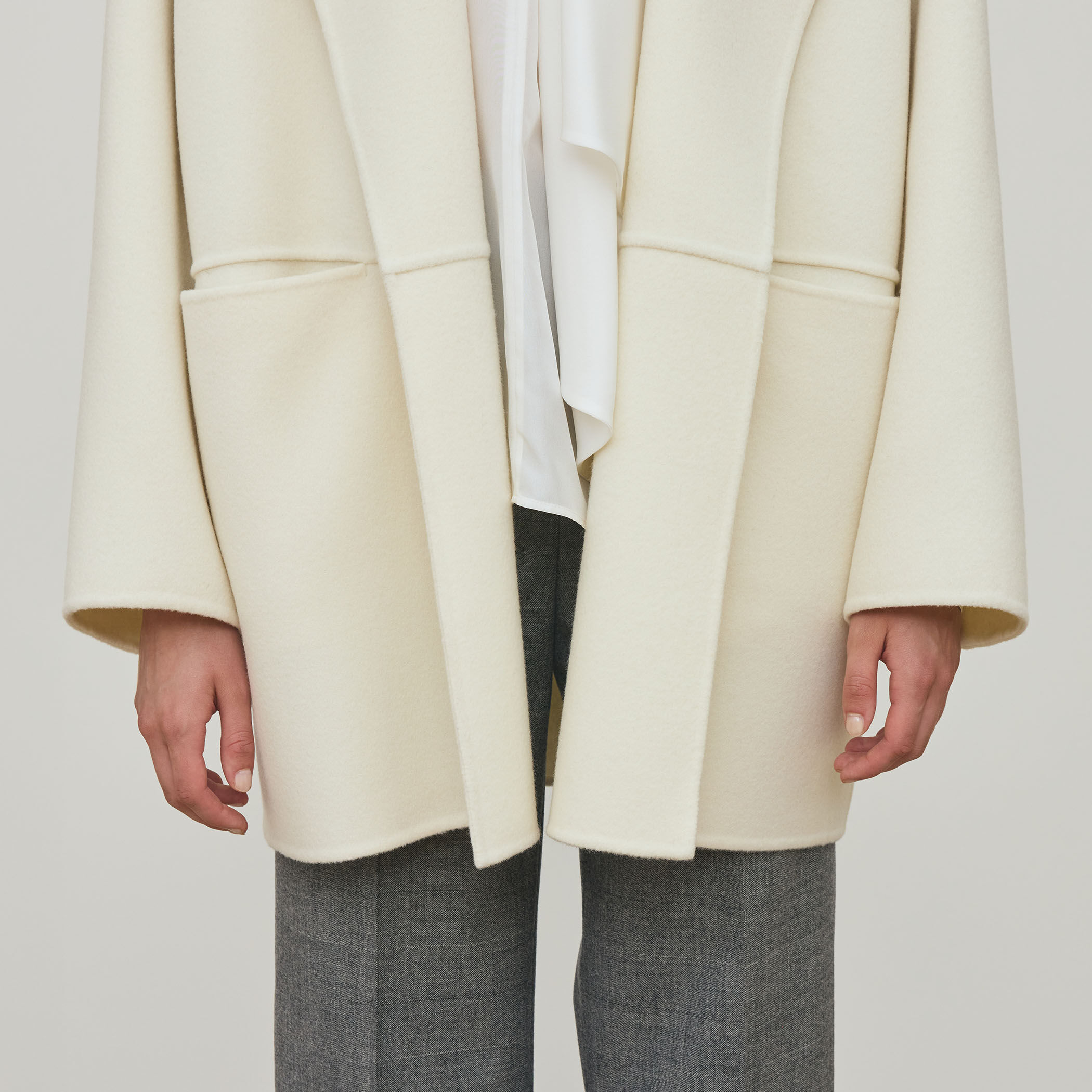 ダブルフェイスメルトンビーバー ウィングカラーコート