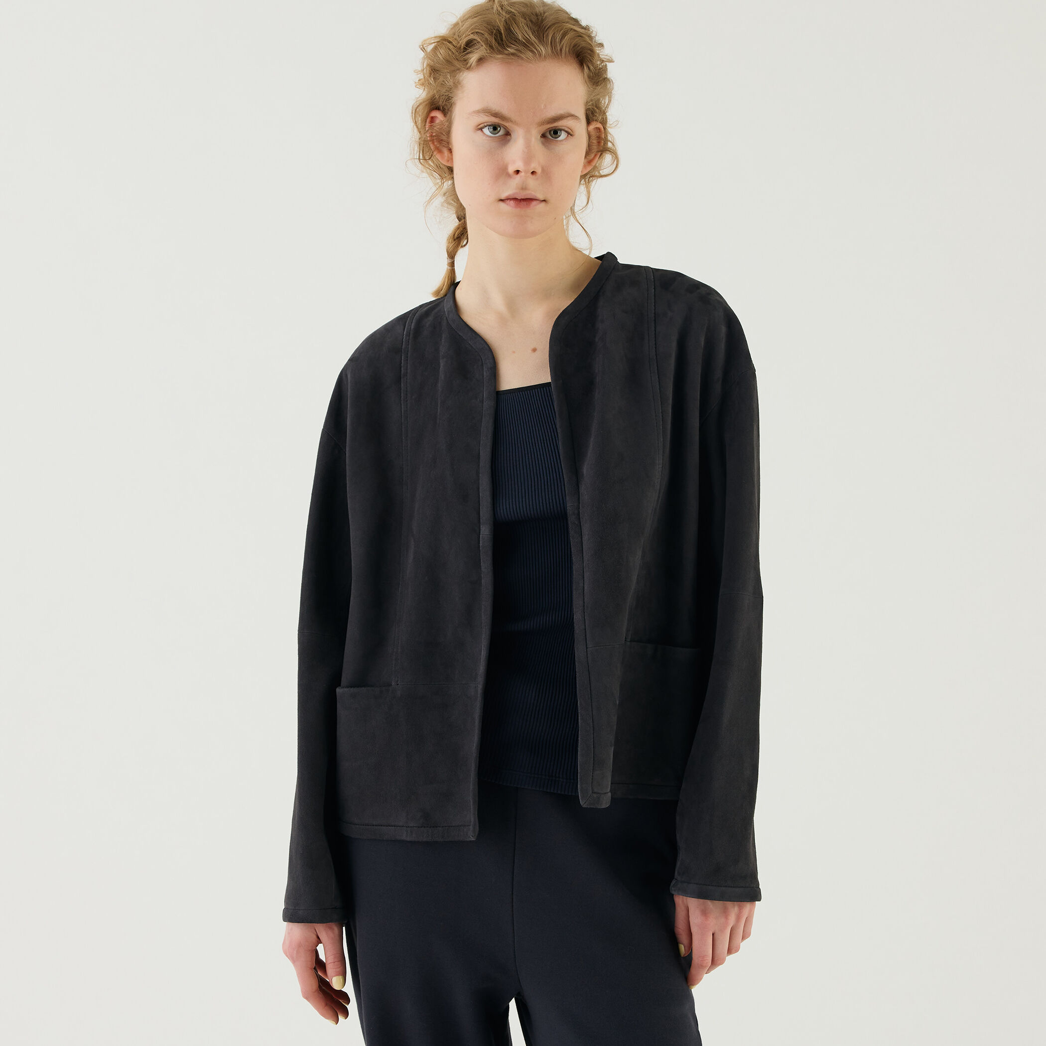 ゴートスウェード ボックスジャケット｜トゥモローランド 公式通販