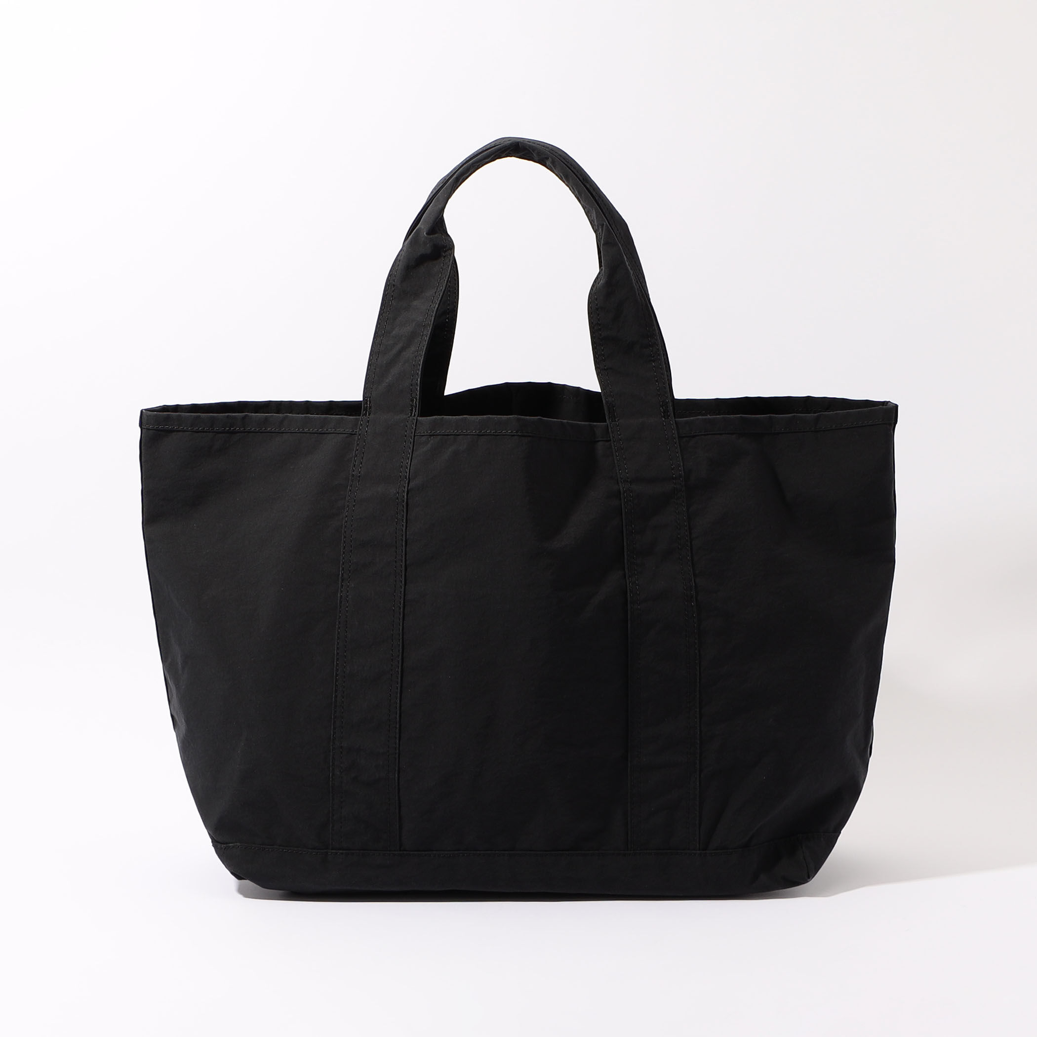 マットナイロン トートバッグ ACMN0621｜トゥモローランド 公式通販