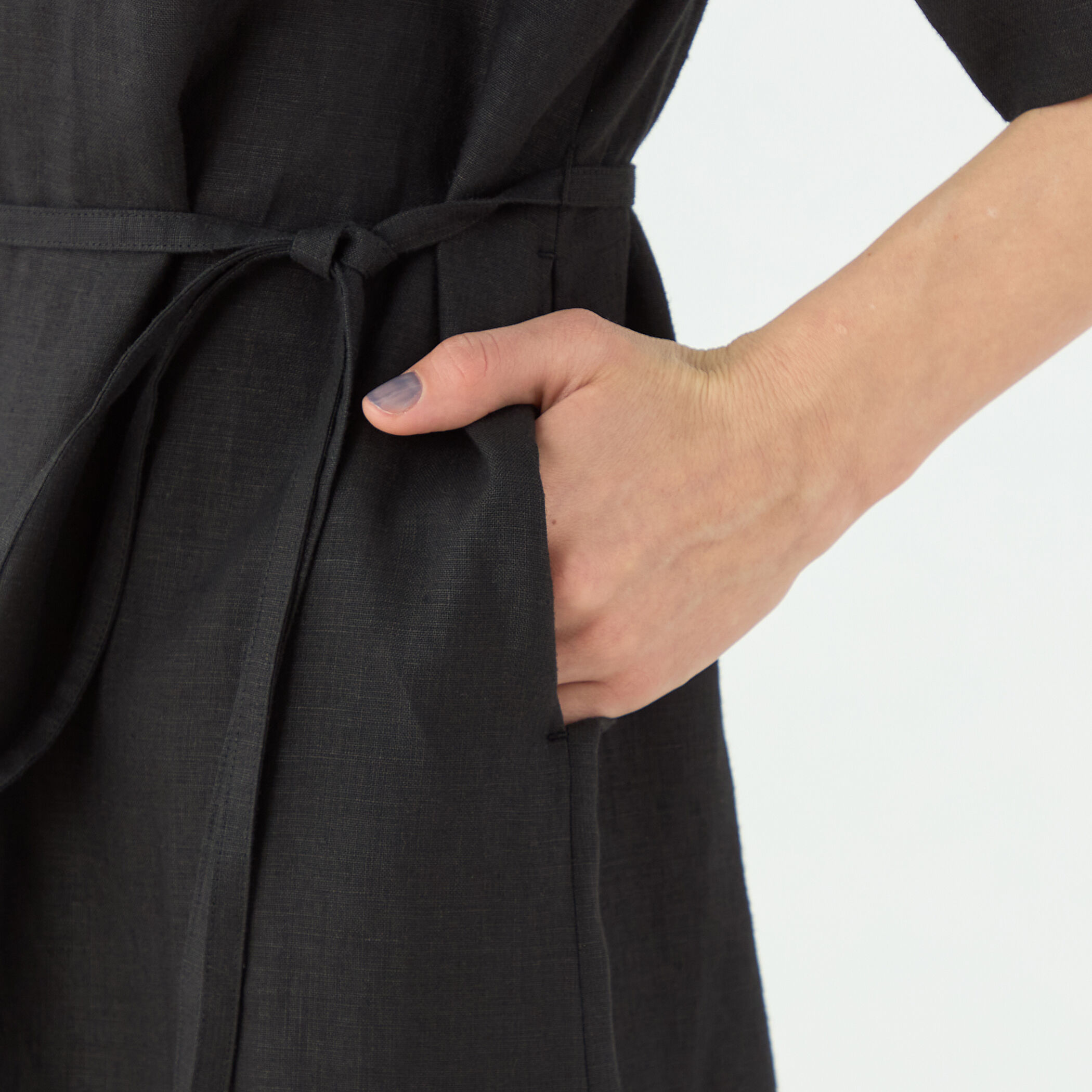 スムースリネン Vネックワンピース｜トゥモローランド 公式通販