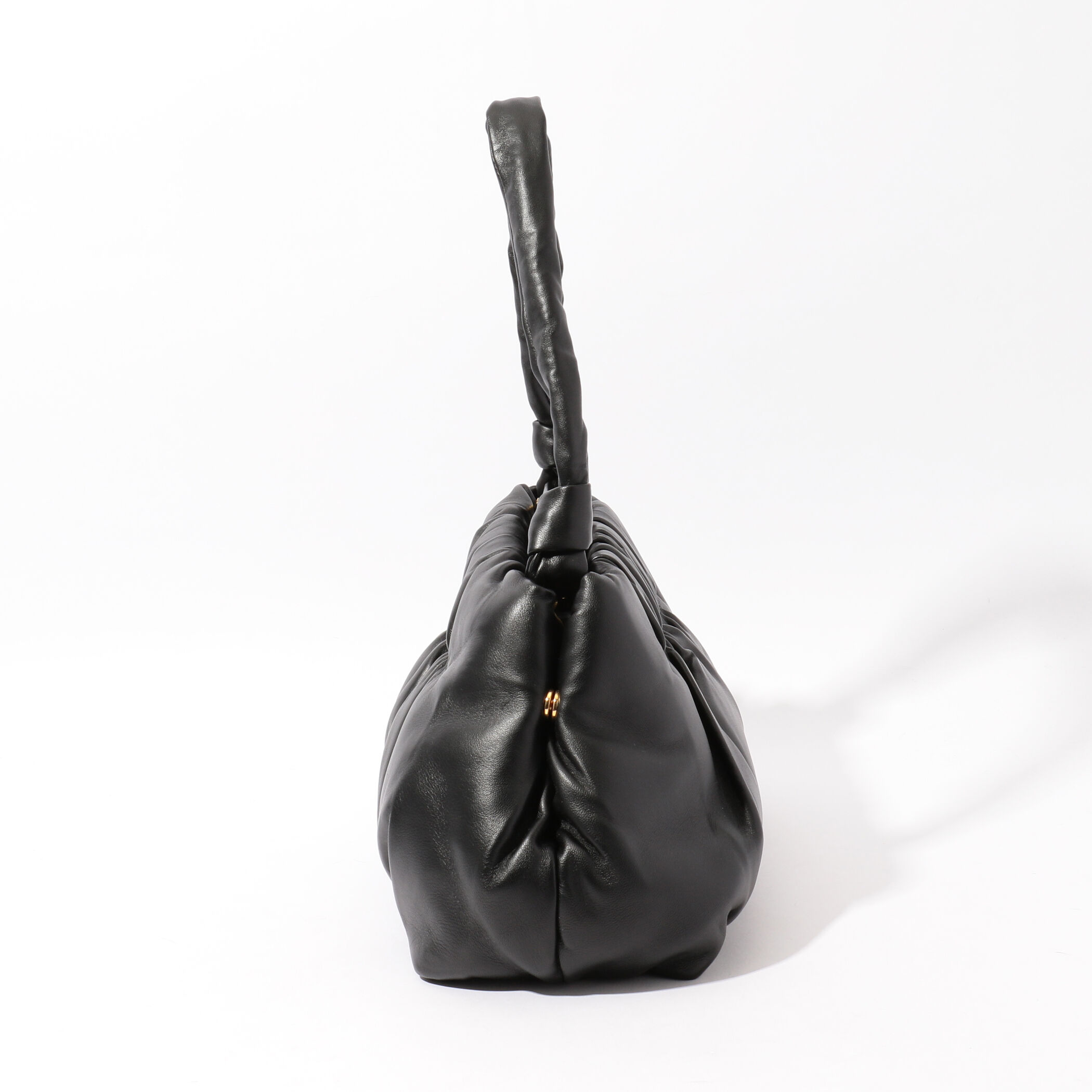 ザンケッティアムレットパフィー ZANCHETTI AMLETO HANDLE PUFFY バッグ｜トゥモローランド 公式サイト