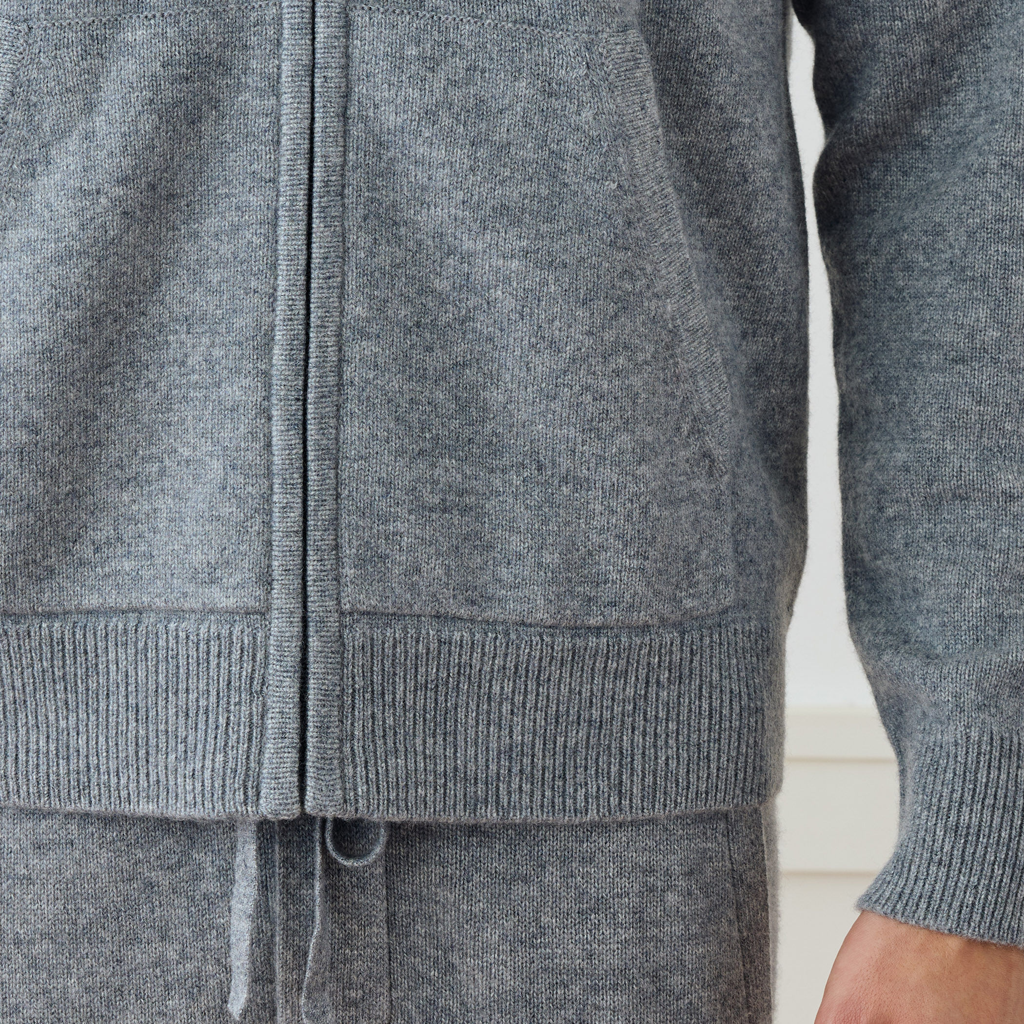 リサイクルカシミヤ ジップアップパーカー MRBC2121｜トゥモローランド