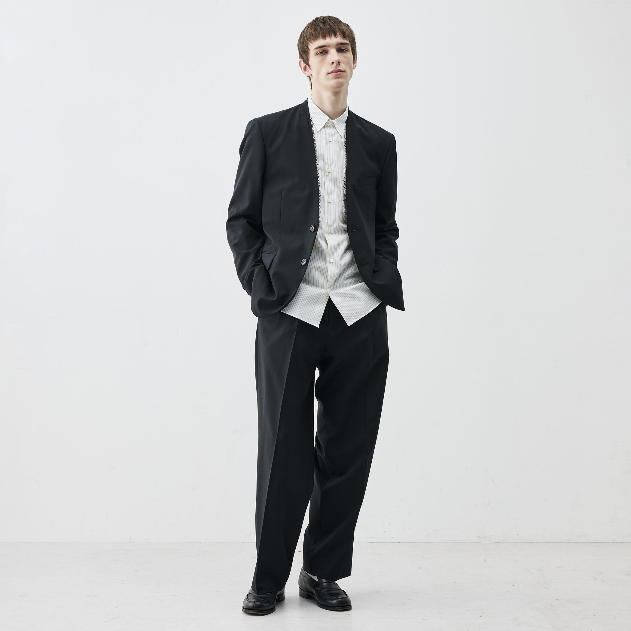 ウールドスキン スラックス｜トゥモローランド 公式通販