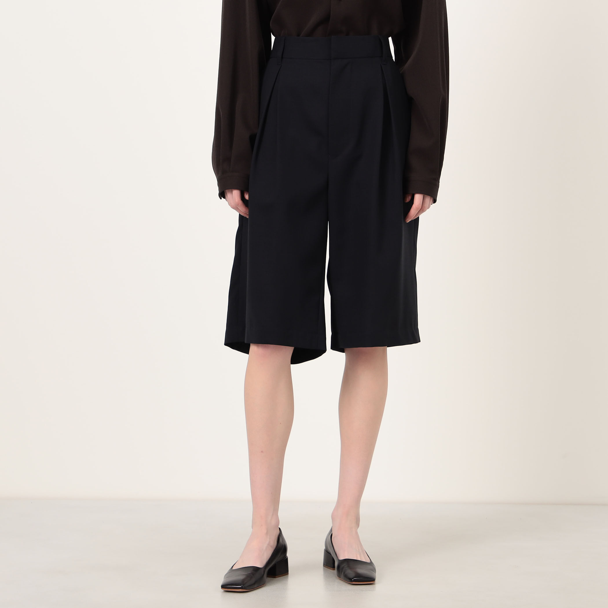 別注】The CLASIK INVERTED PLEATS SHORTS タックショーツ