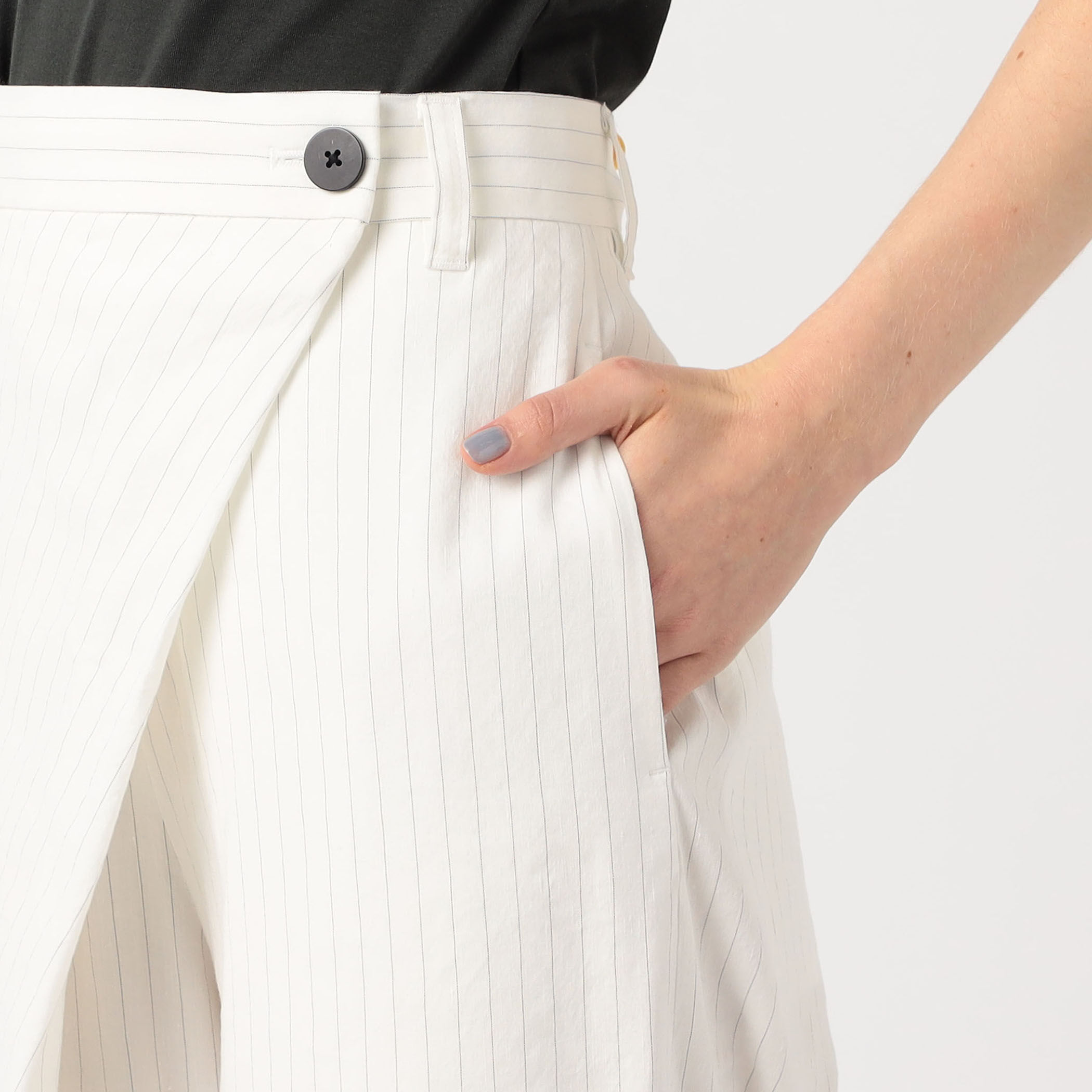 □リネンストレッチ ラップスラックス｜トゥモローランド 公式サイト