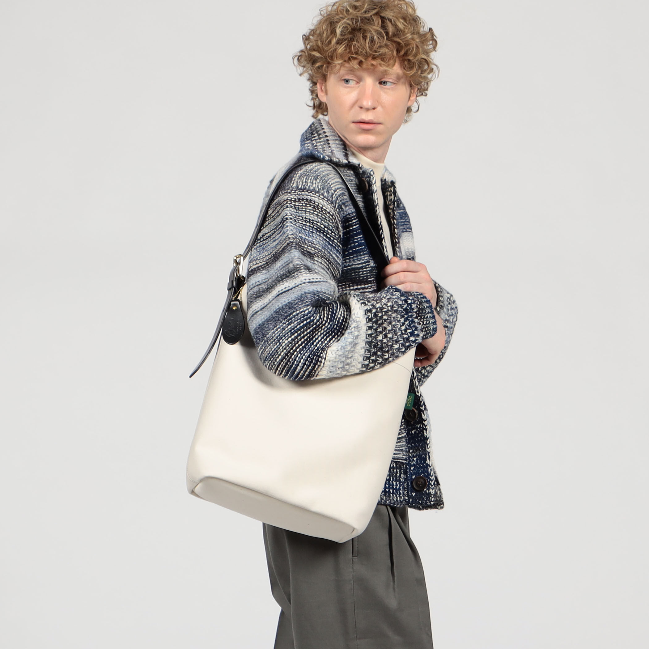 別注】Brady LEVEN MEDIUM コットン ショルダーバッグ