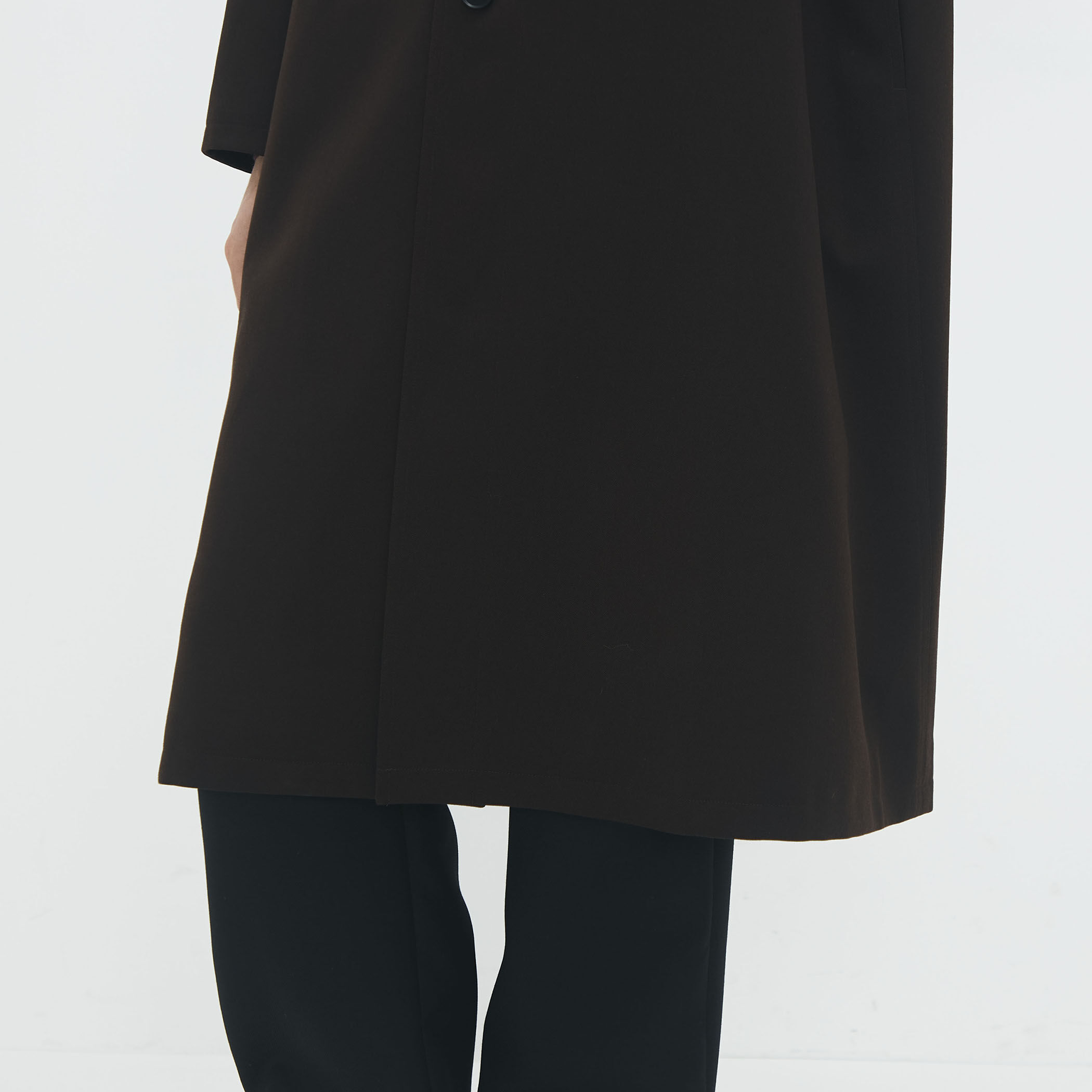 ウールギャバジン スタンドカラーコート｜トゥモローランド 公式通販