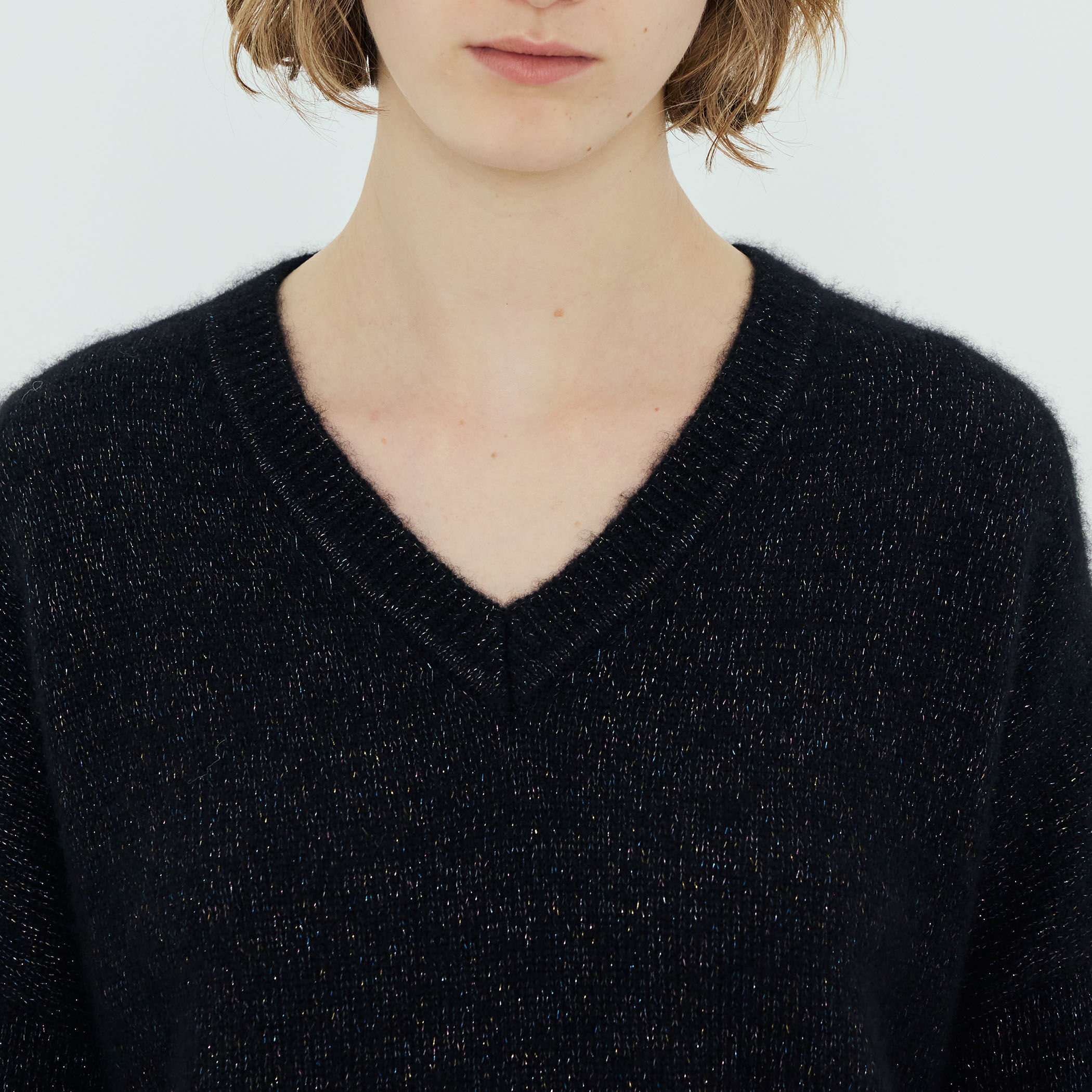 カシミヤシルラメ Vネックプルオーバー｜トゥモローランド 公式通販