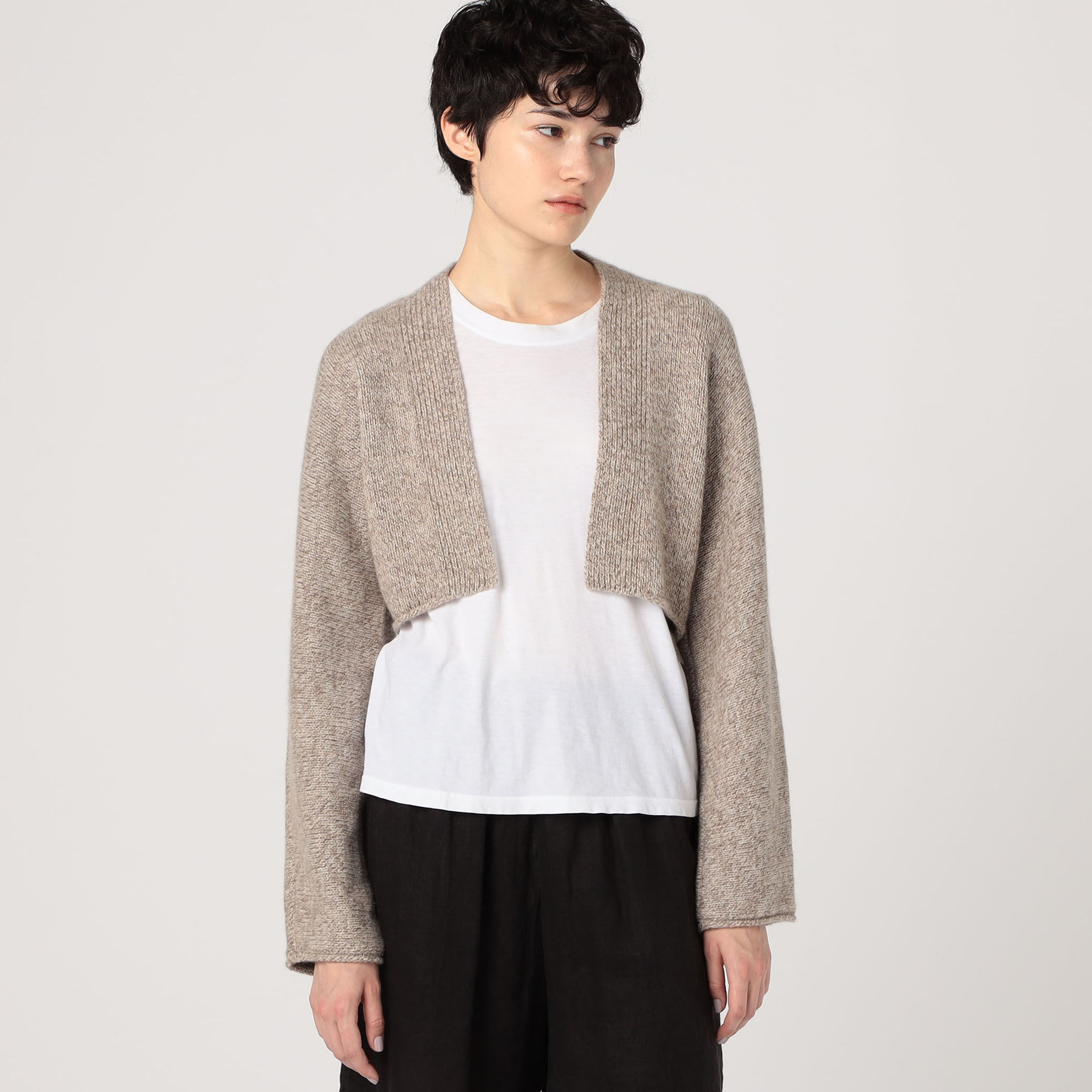 リサイクルカシミヤ クロップド丈カーディガン WRBC2623