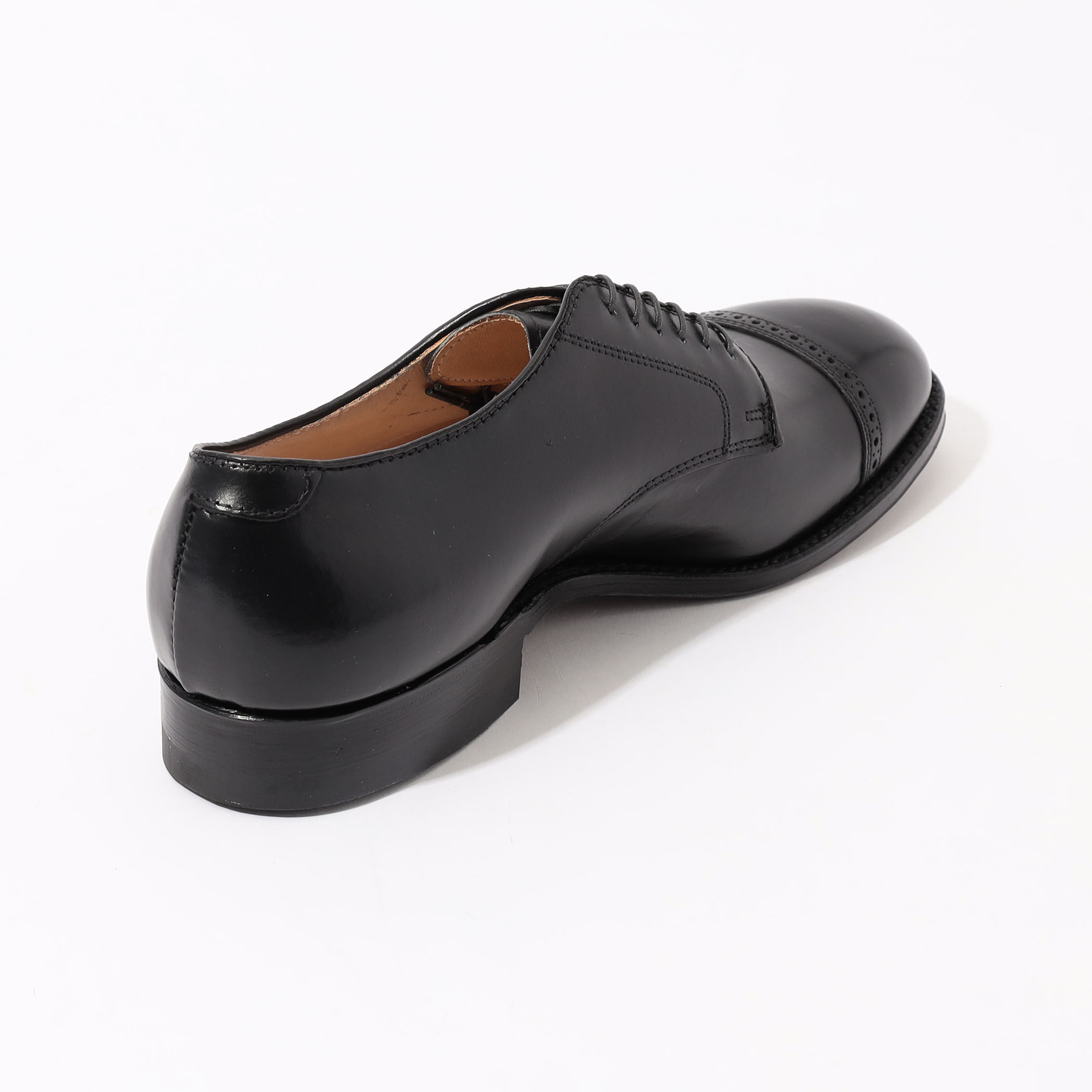 Alden 6ｰEYE CAP TOE OX モディファイドラスト パンチドキャップ