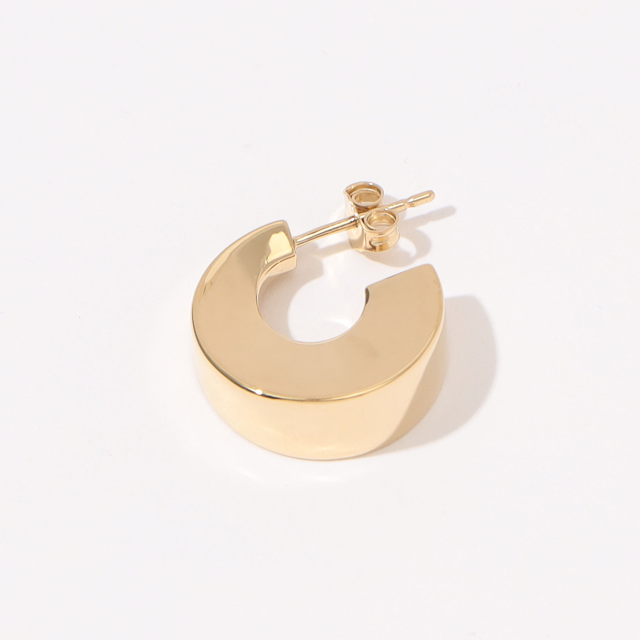 Otiumberg. Arc Chunky Hoops ピアス｜トゥモローランド 公式通販