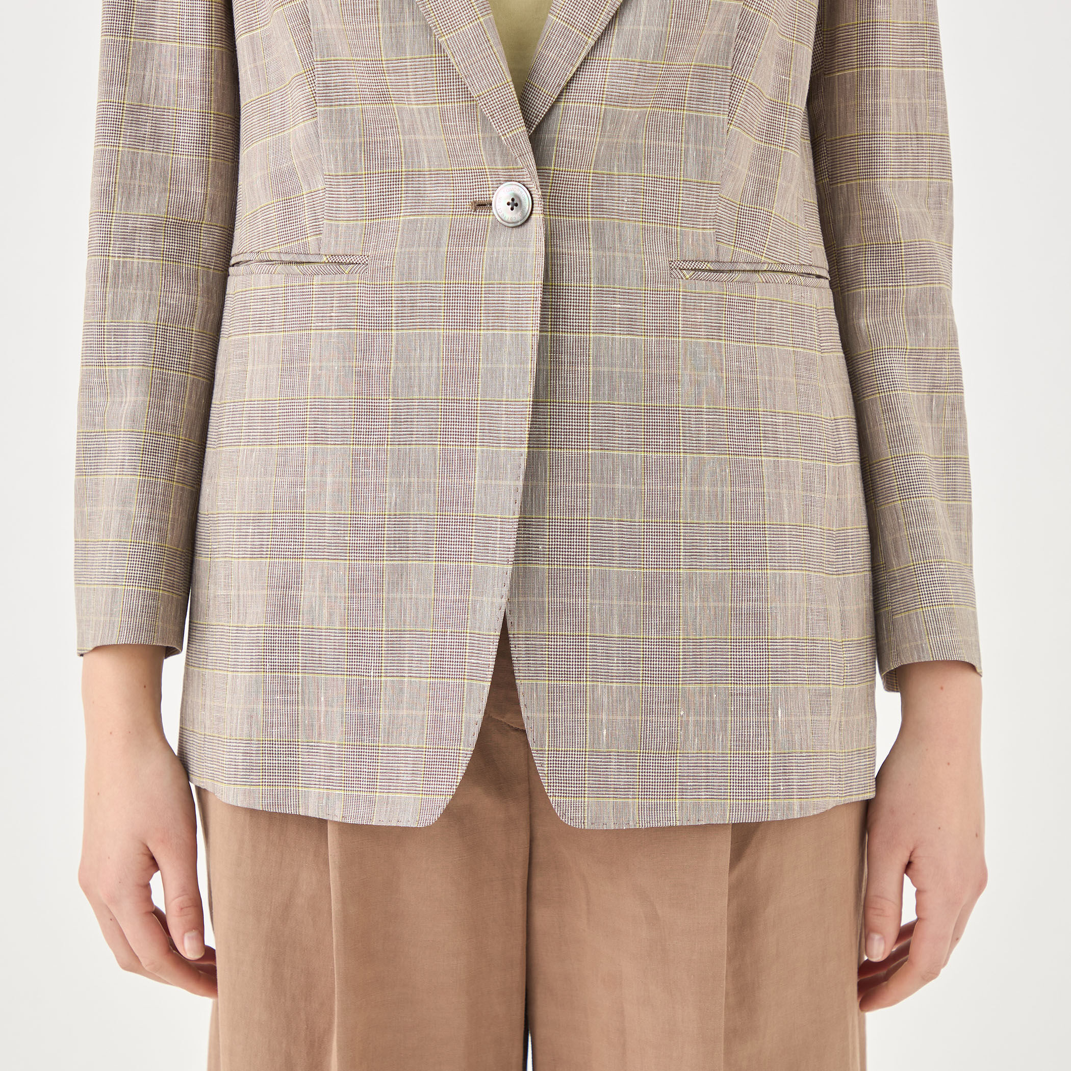 ウィンドブラウニー セミピークドラペルジャケット｜トゥモローランド