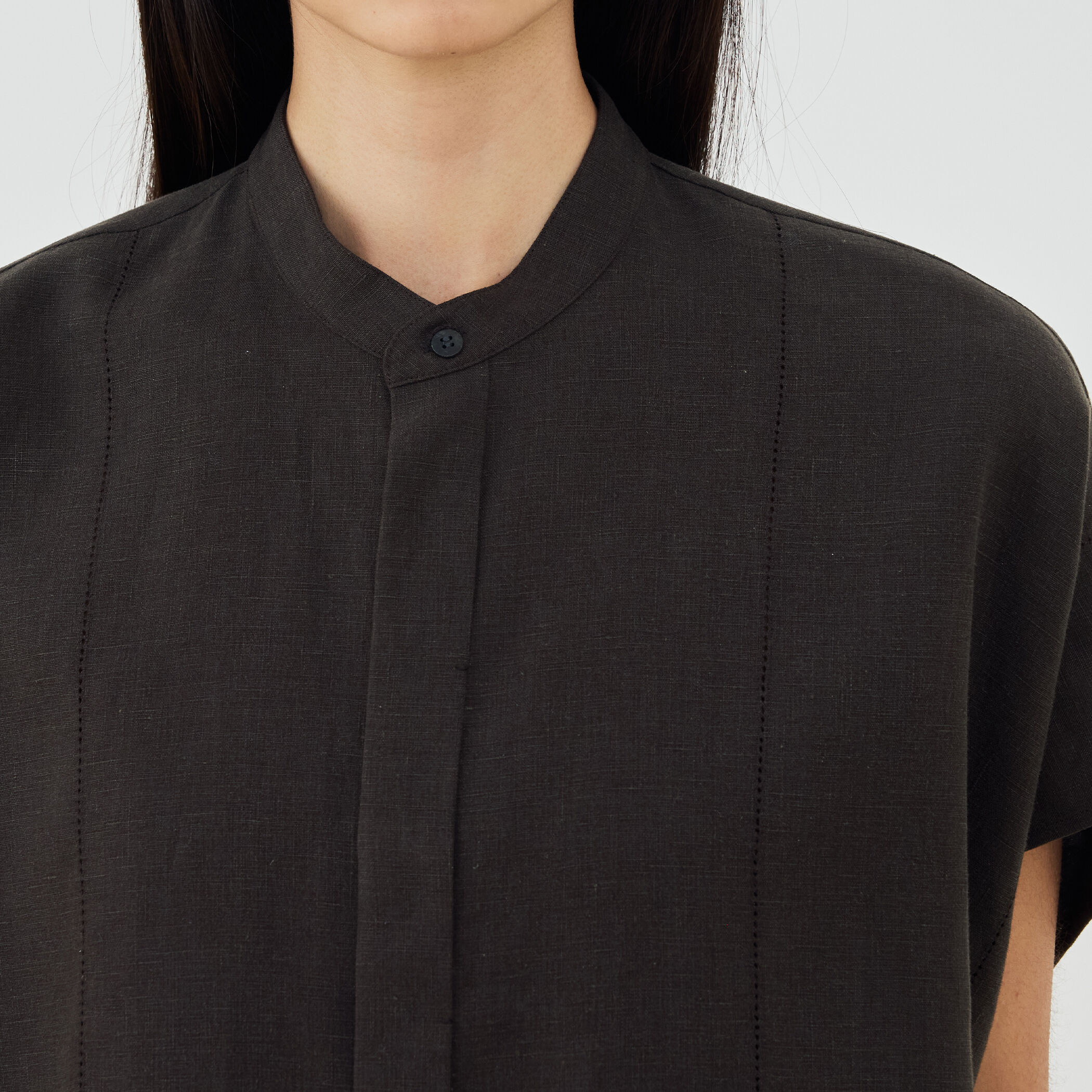 GALERIE VIE フレンチリネン スタンドカラーシャツ 定価33000円 23015101701 ブラウス シャツ 24SS ネイビー レディース ギャルリーヴィー【中古】6-0324S♪ フレンチリネン スタンドカラーシャツ | GALERIE VIE (Women