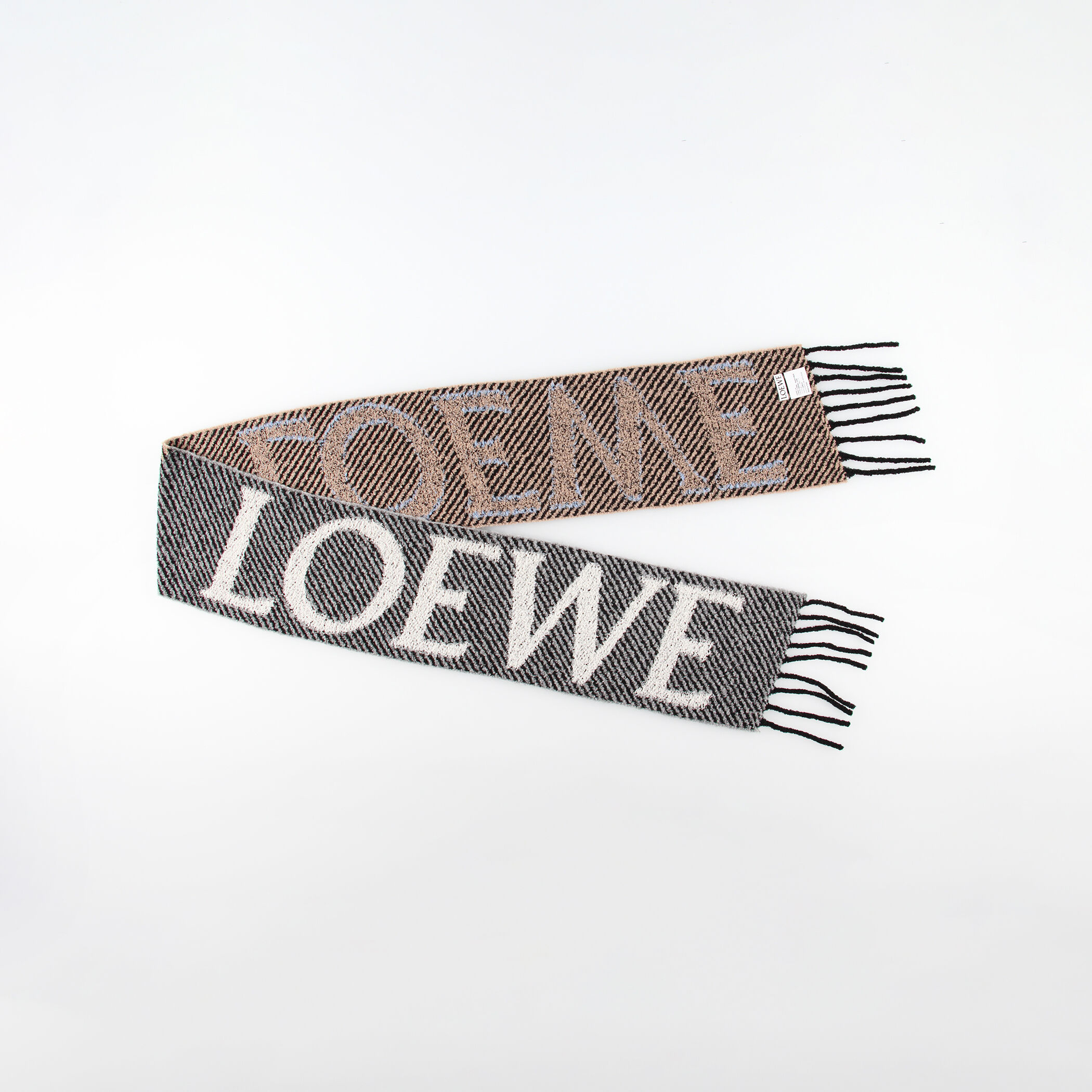 LOEWE アルパカウール ロゴスカーフ｜トゥモローランド 公式通販