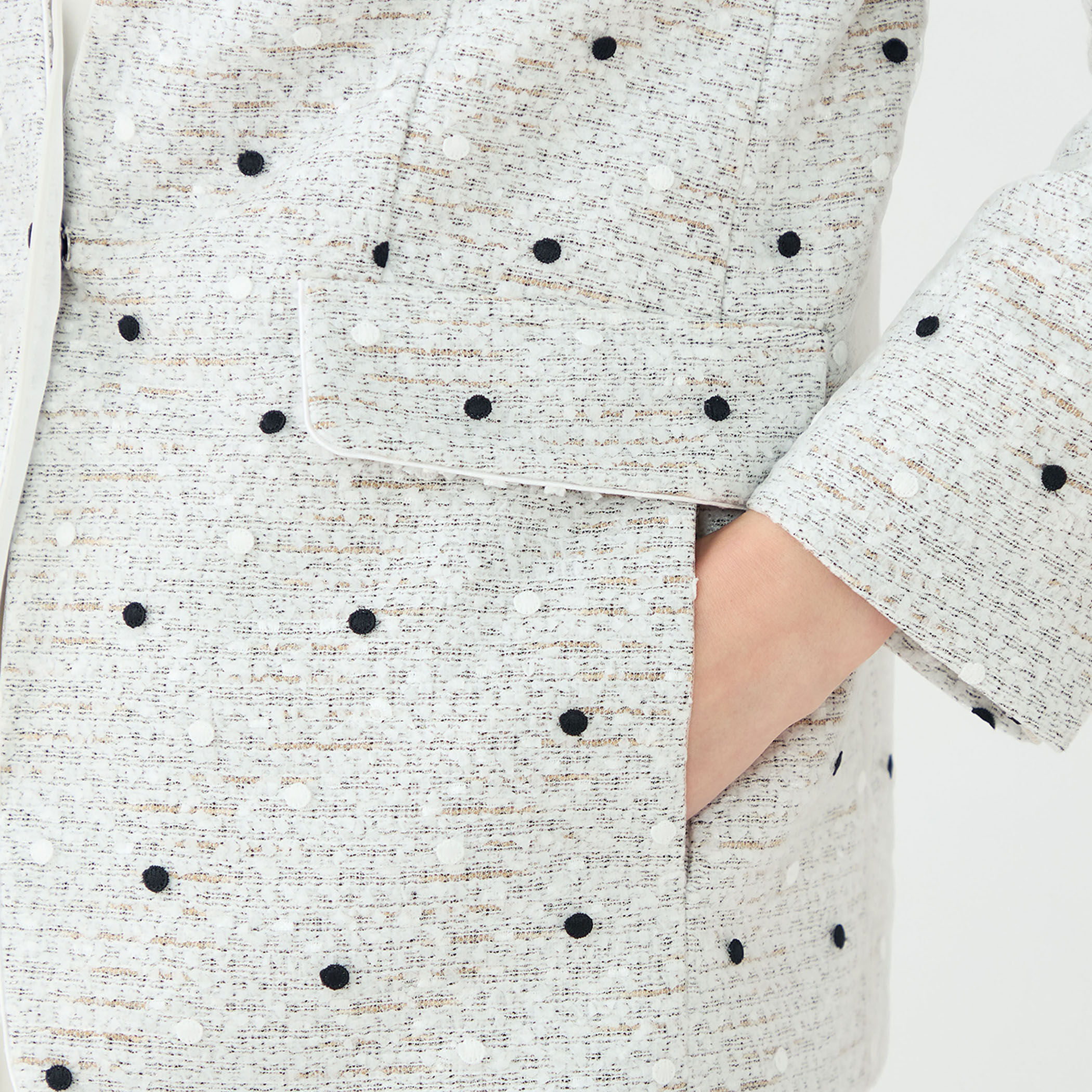 WEB先行予約】ラッピングツイード Vカラージャケット