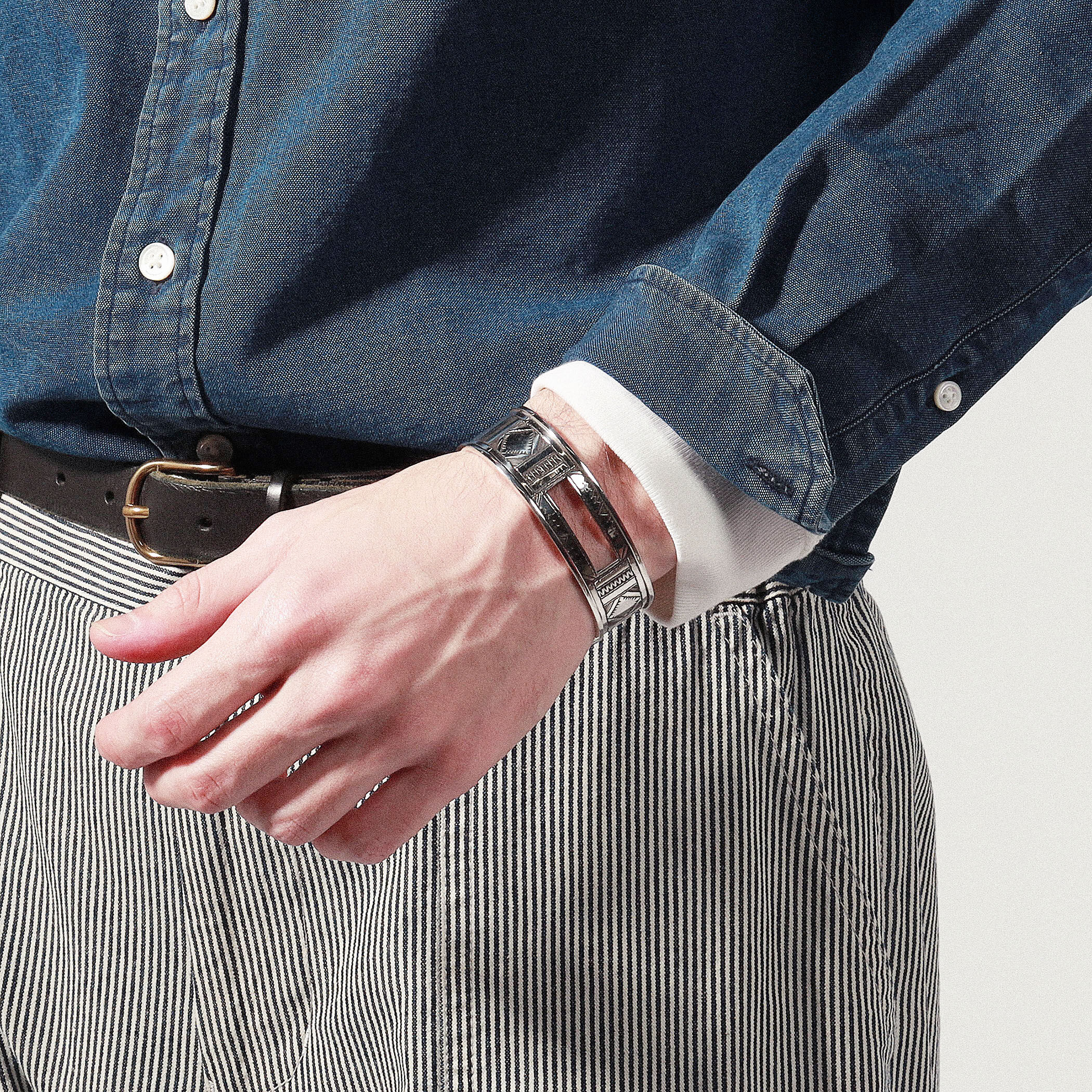 Adawat'n Tuareg シルバー バングル|トゥモローランド 公式通販 Adawat'n Tuareg シルバー バングル|トゥモローランド 公式通販