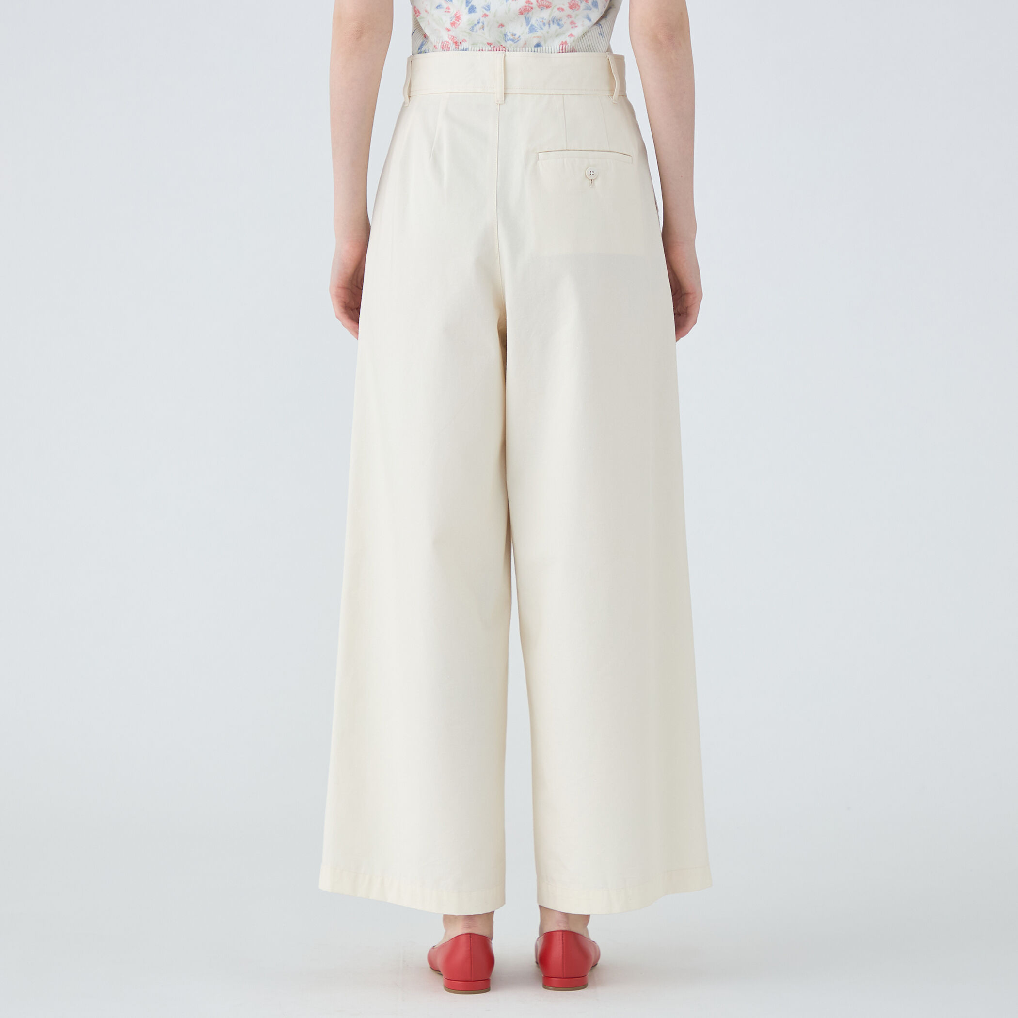 シルクネップウェザー タックワイドパンツ｜トゥモローランド 公式通販