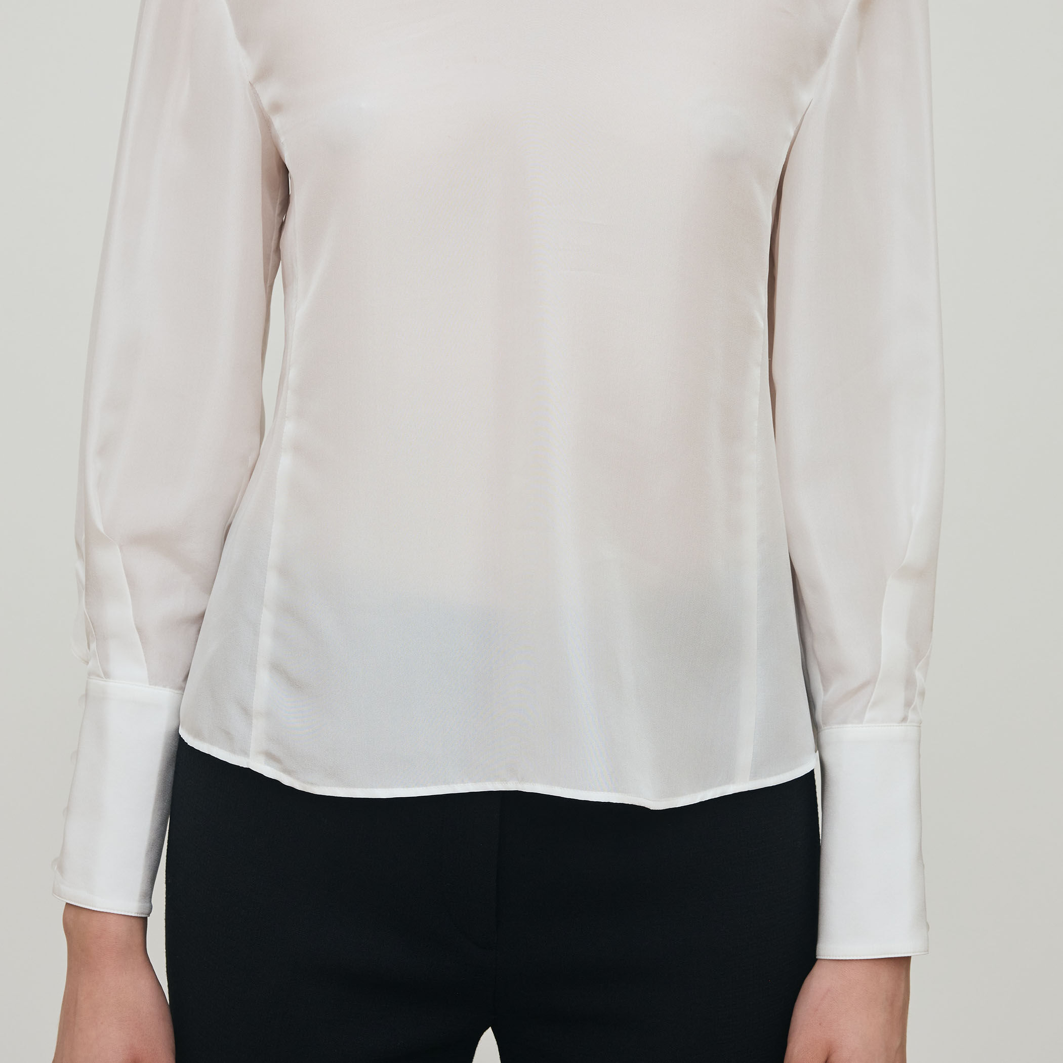 シルクハブタエ プルオーバーブラウス｜トゥモローランド 公式通販