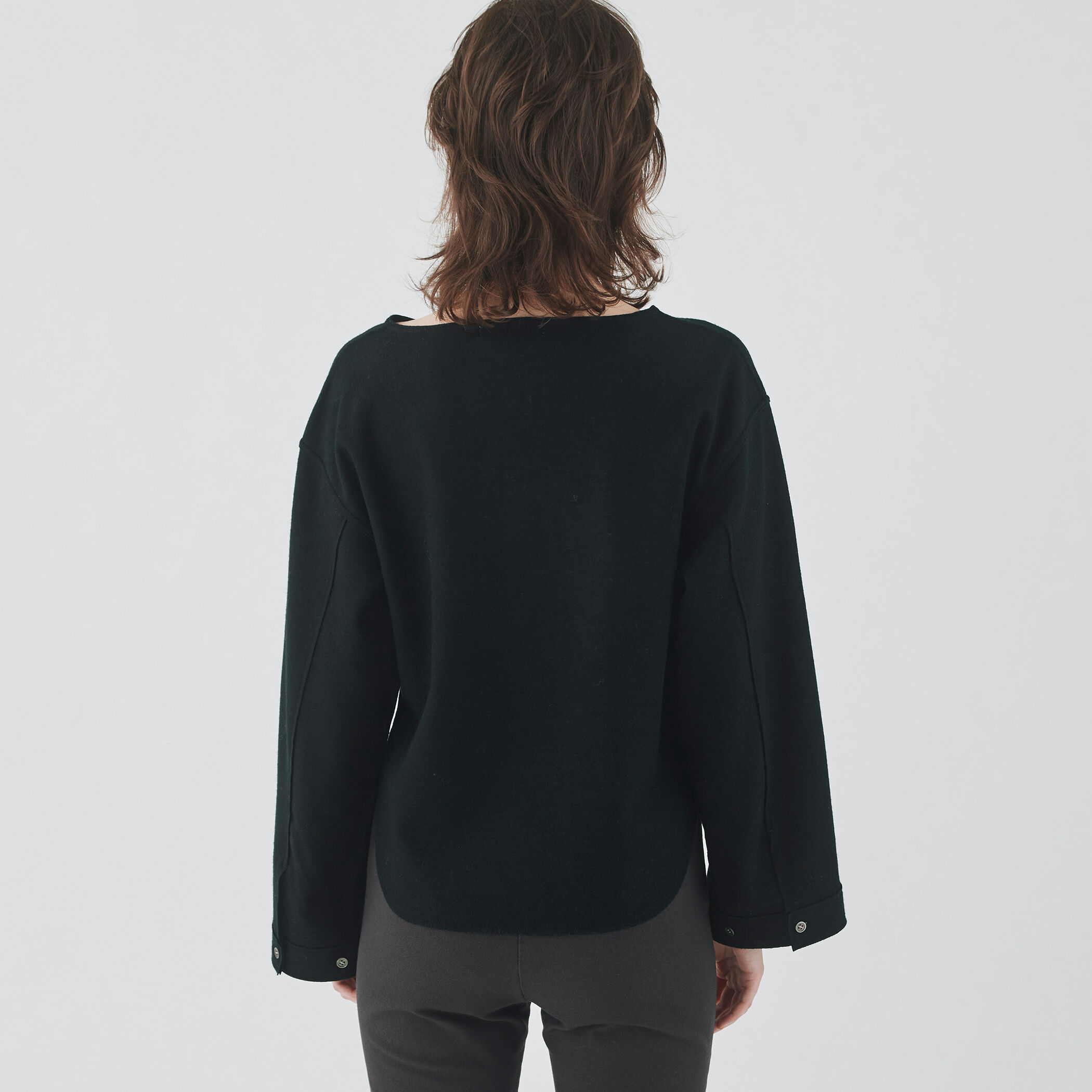 ミルドスムース ワイドスリーブプルオーバー｜トゥモローランド 公式通販